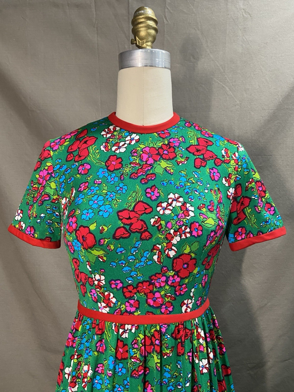 Vintage 1970’s Keram New York Floral Dress Keyhole Back Size XS 0/2