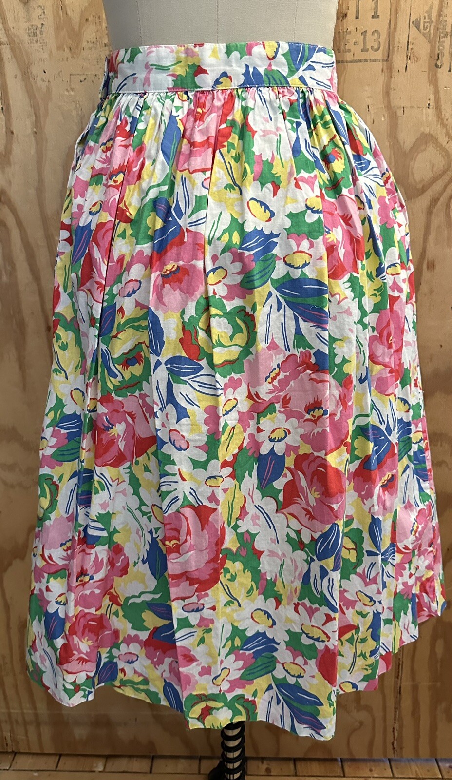 Vtg 80s Floral Dress Skirt Bright Fun Cotton 25.5” waist XS Garden Party