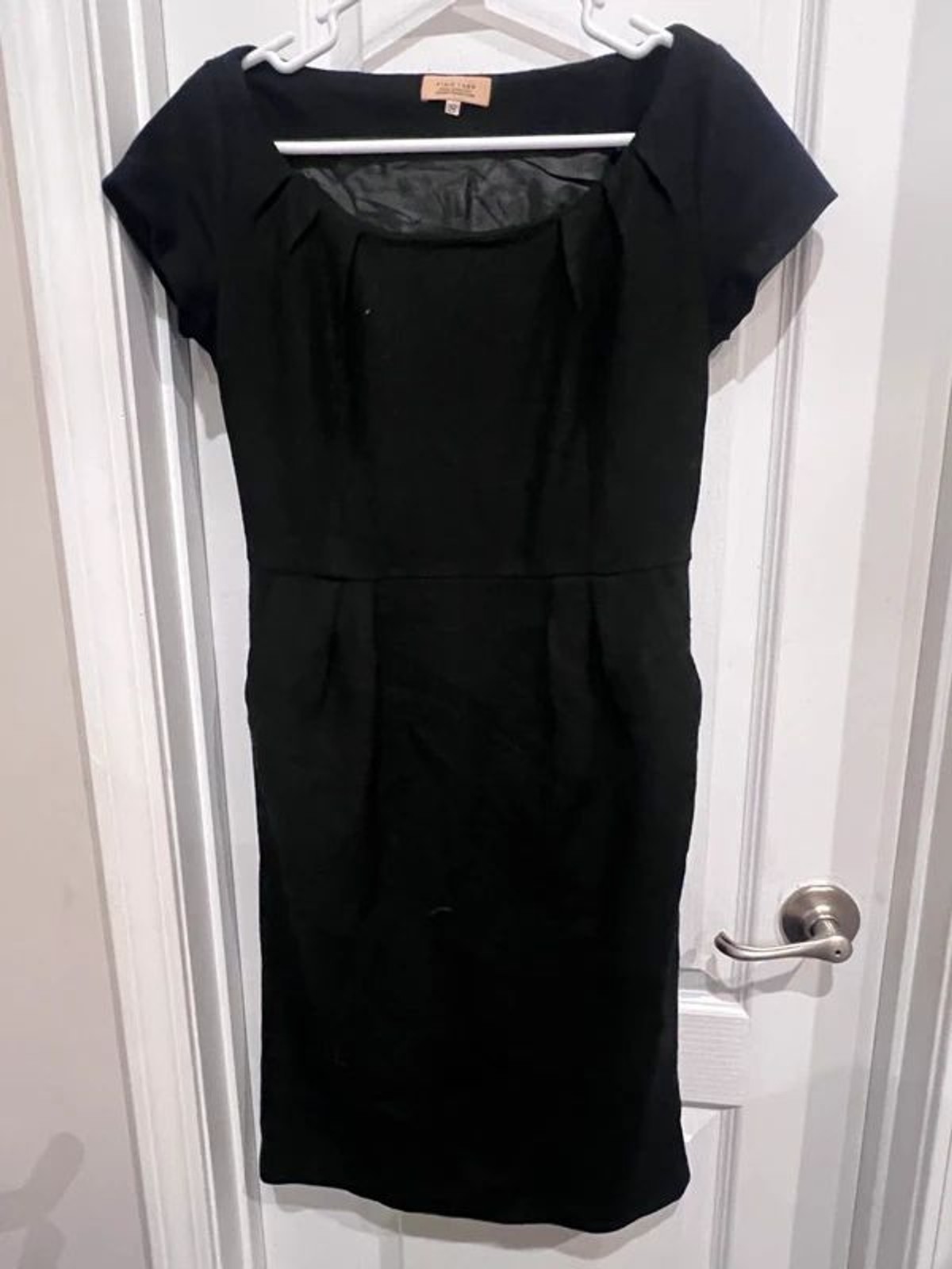 PIKO 1988 Women’s Black Cap Sleeve Sheath Dress Size Small