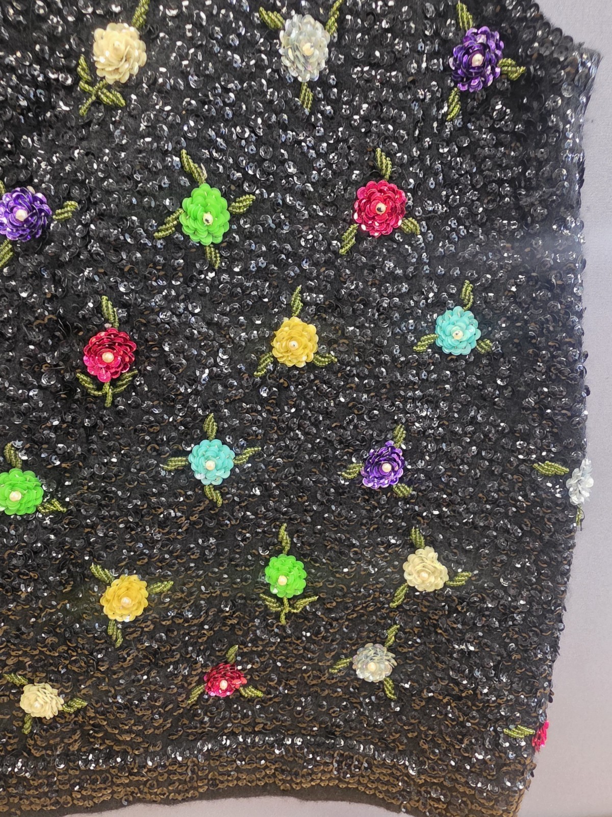 Hovland-Swanson 1960s Beaded Blouse Sequins Flowers RARE Sz 38 Mod Wool & Angora