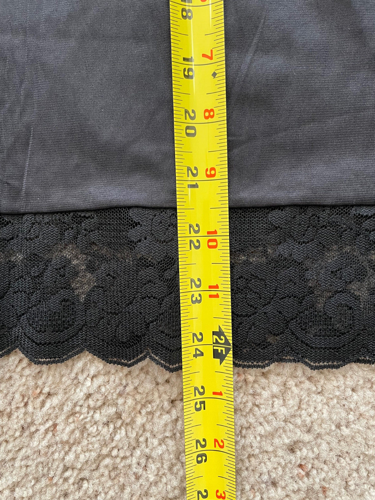 Half Slip Vtg Black Nylon Maidenform Chantilly M Skirt Lace Rosebuds Side Slits