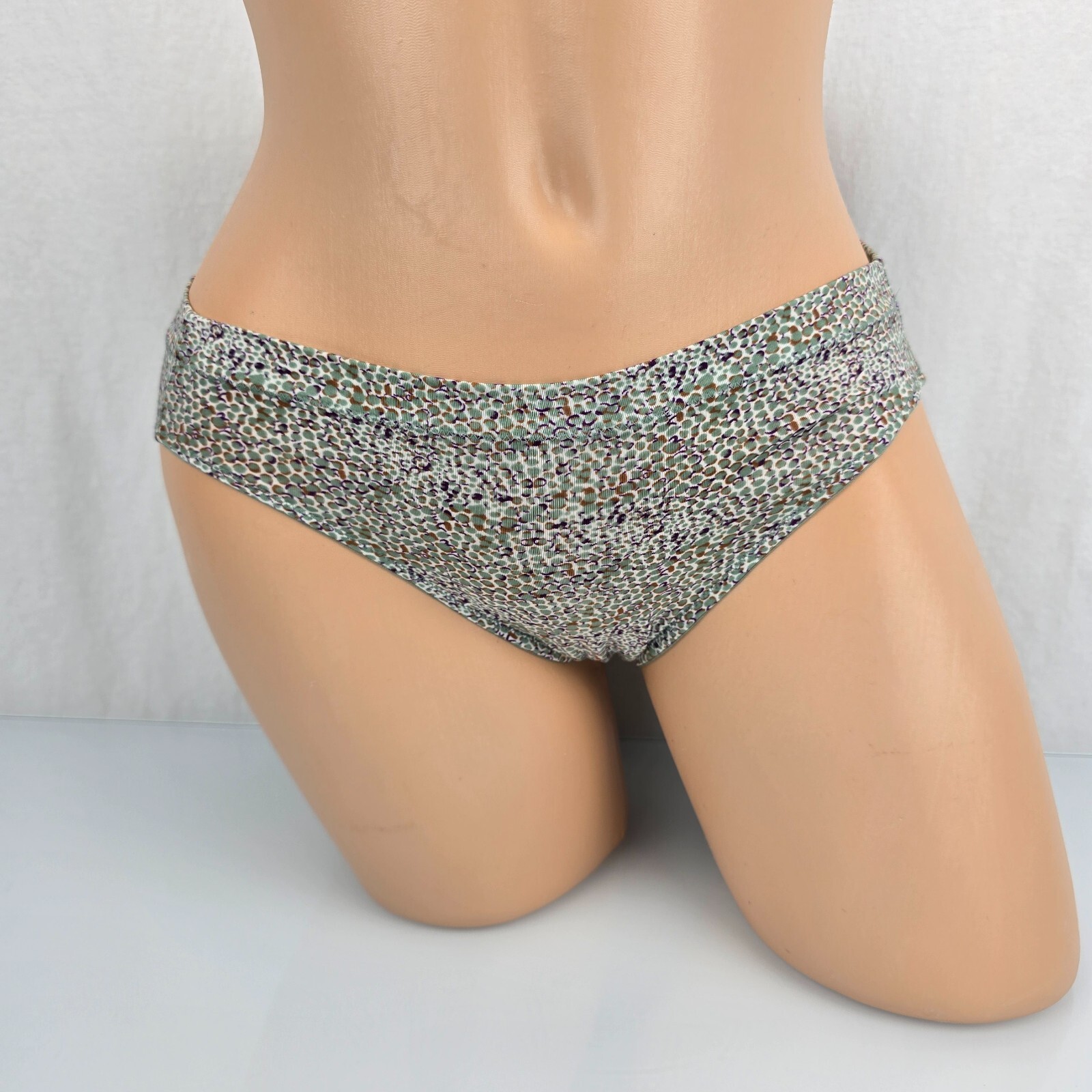 Maidenform Barely There 40276 Silky Microfiber Panties Bikini S Small 5