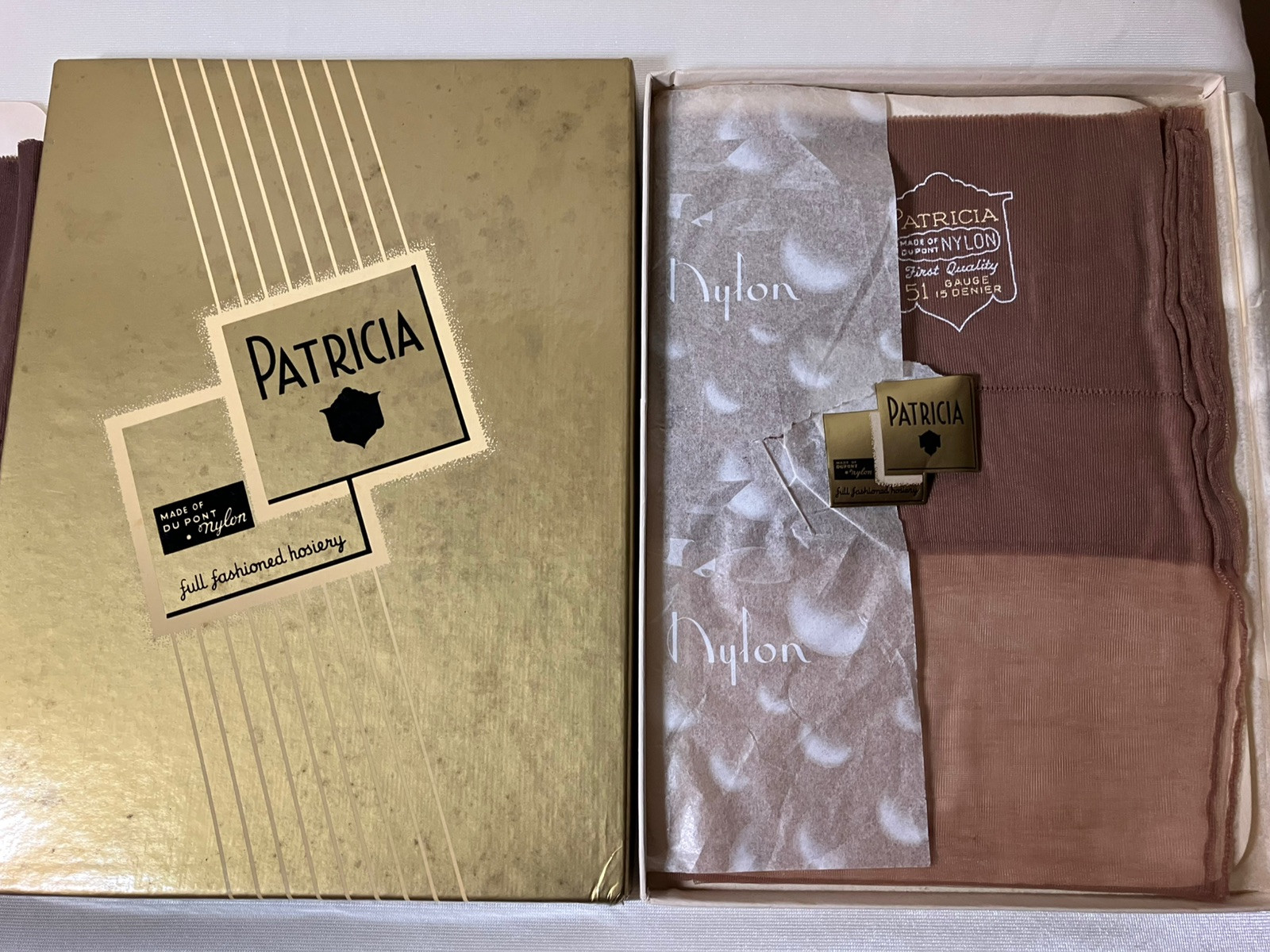 2 Pair 1940 Full Fashioned Flat Knit 15 D 51 G SEAMED Cuban Heel Nylon Stockings