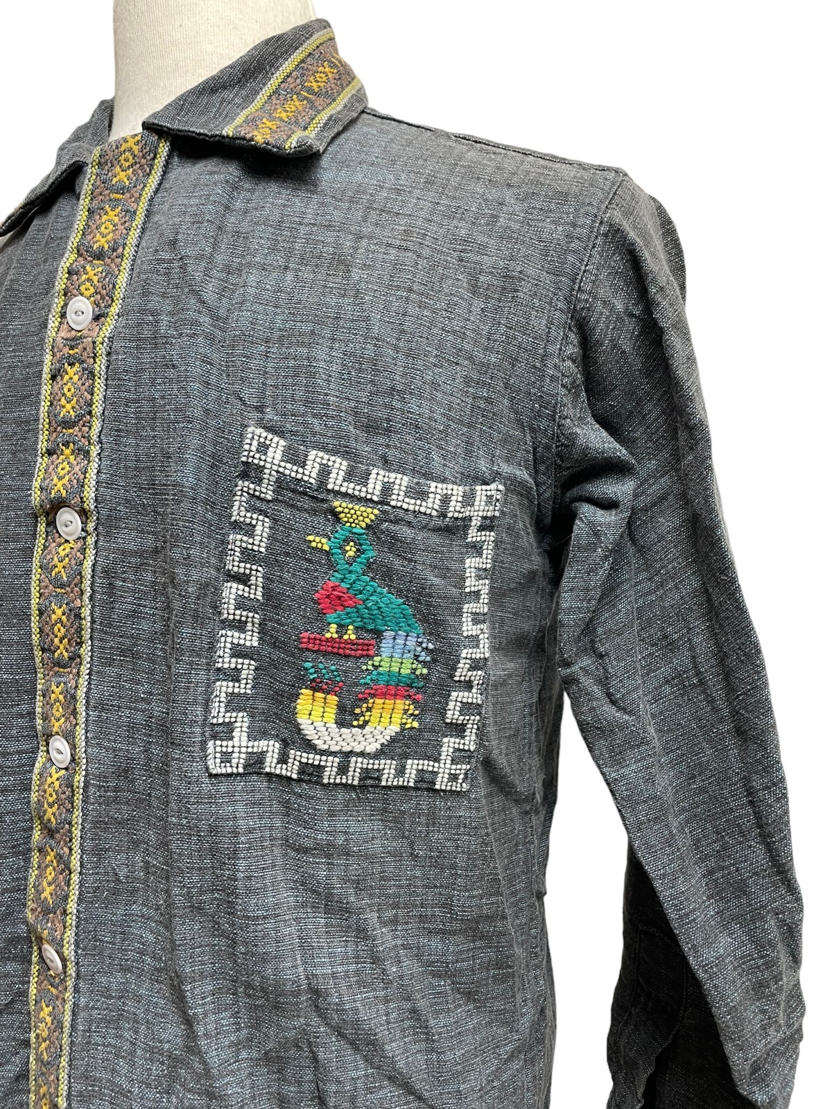 Vintage Chambray Denim Shirt Jacket Embroidered BIRDS Pockets Button Down