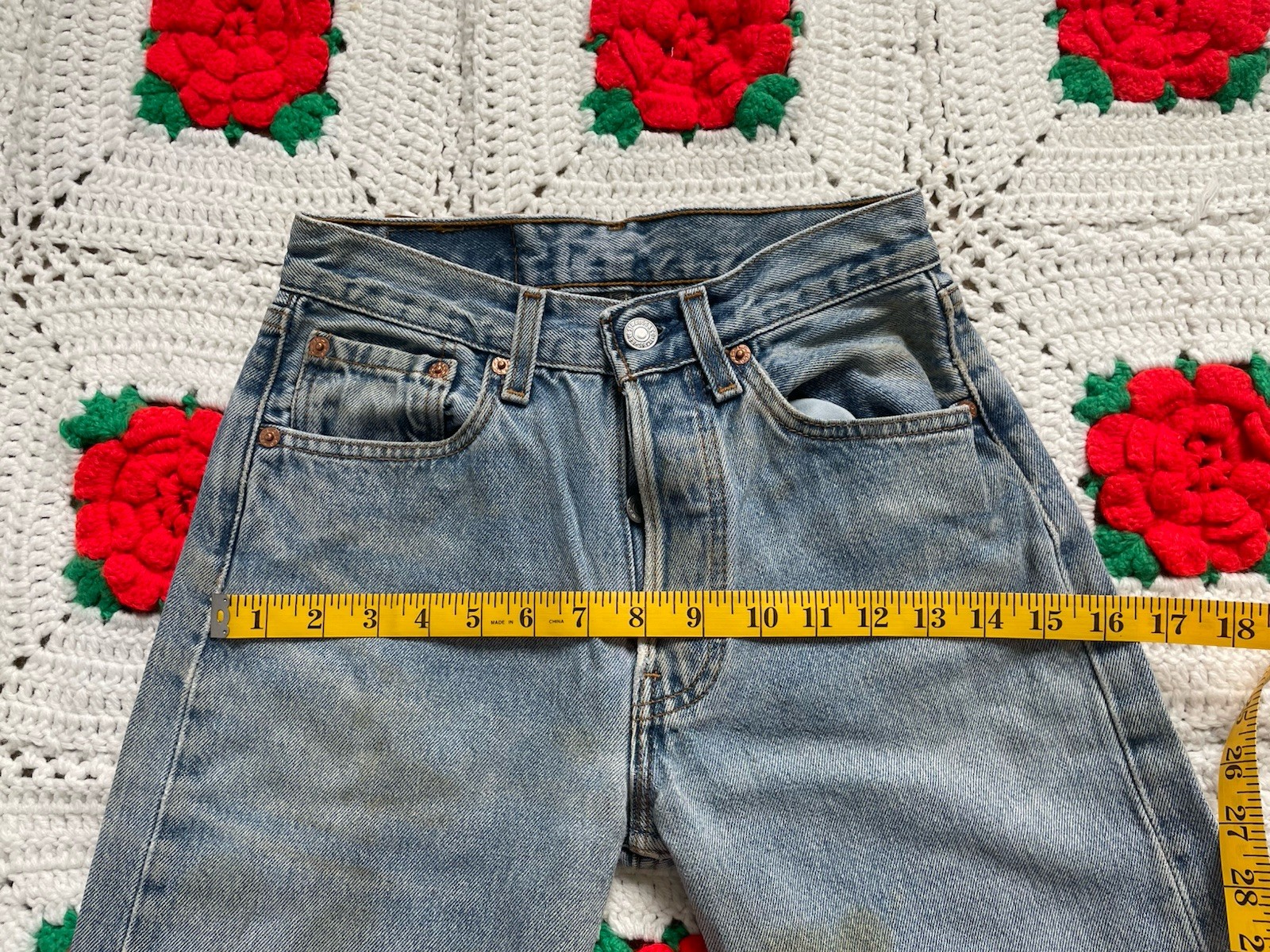 Vintage 90’s Levi’s 501 Jeans W26 Made in USA Light Wash Button Fly High Rise