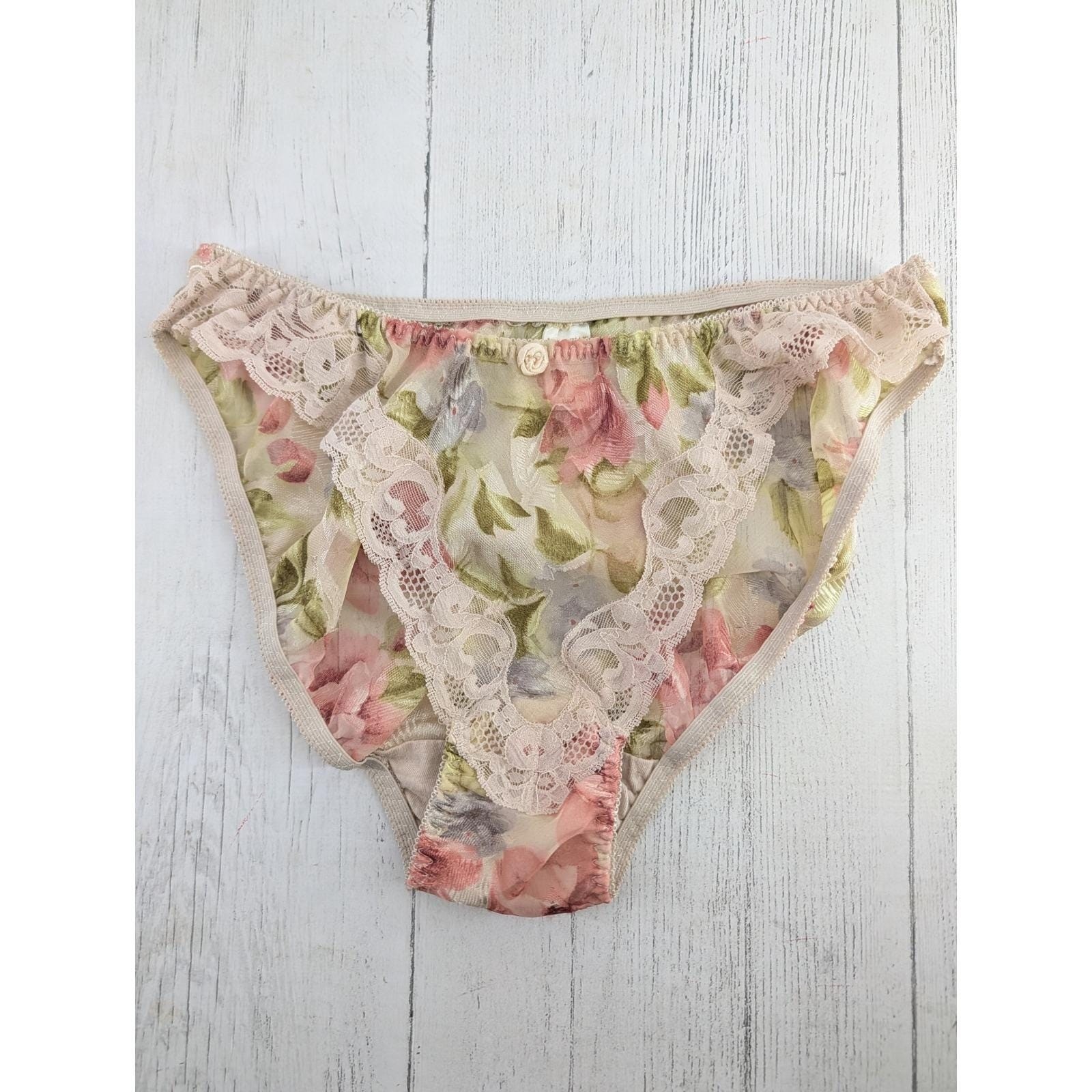 Vintage Victorias Secret Gold Label Floral Lace undies Pink Green Small S/5