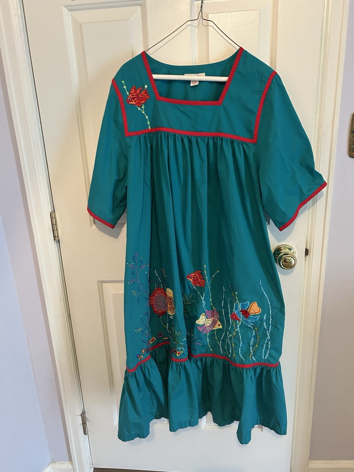 GO SOFTLY WOMEN&rsquo;S EMBELLISHED TROPICS « HOUSE DRESS » – MUUMUU -XL