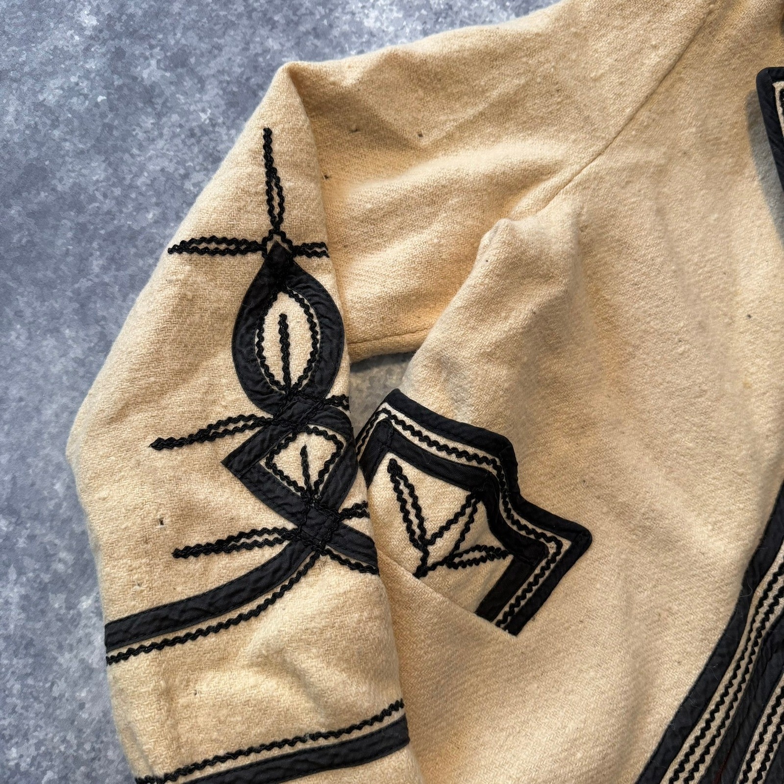 Vintage Soutache Embroidered Wool Jacket Beige Black Western Boho Cropped Blazer