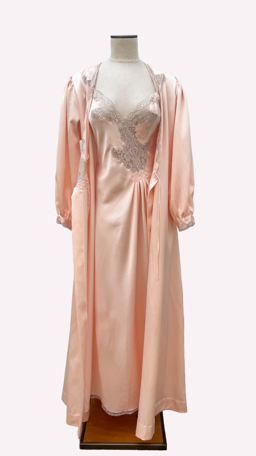 VTG 70s Christian Dior Peignoir Set Peach/Pink Nightgown Robe Lace Open Back – M