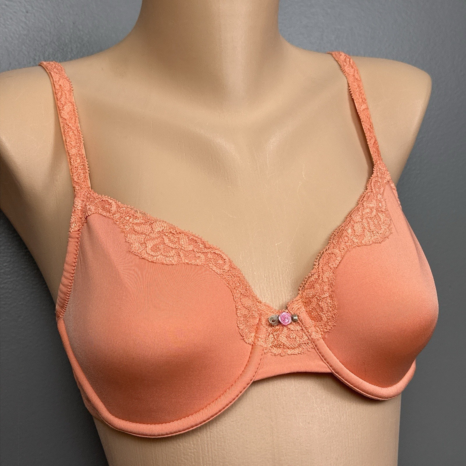Vintage Warner&rsquo;s Bra 38B Orange Underwire Style 01599 Soft Light Lined Plushline