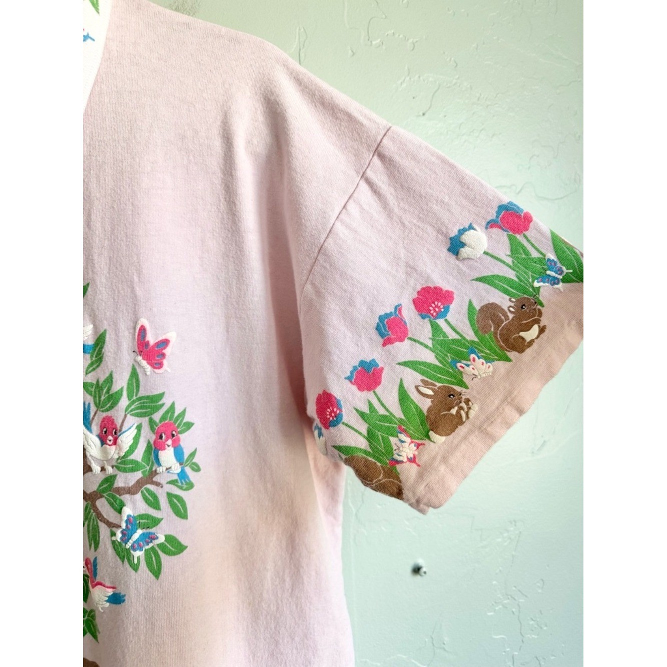 80&rsquo;s Vintage Spumoni Puff Print Collared T-Shirt Medium Easter Spring Animals