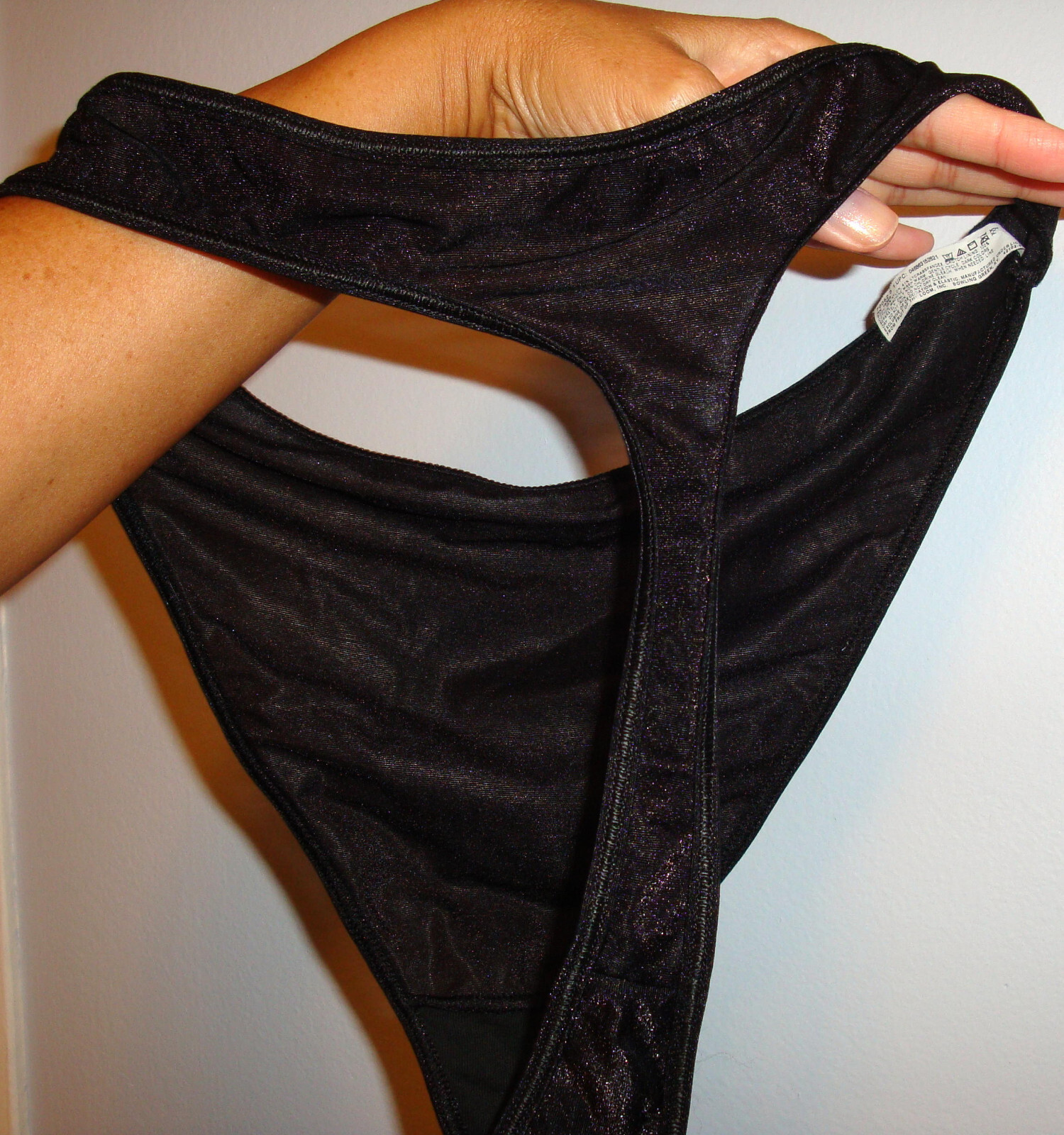 Fruit of the Loom M L Black Lycra Spandex Shiny Shimmery Thong Vintage #433