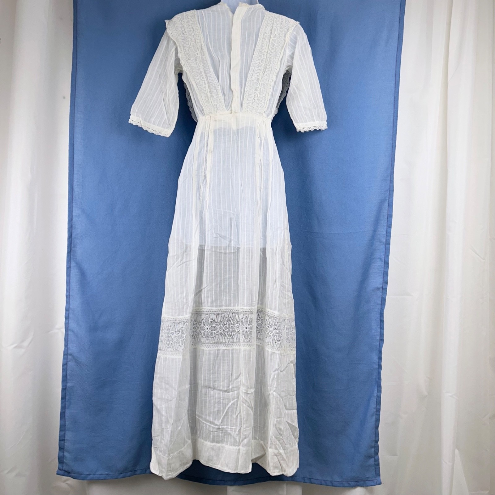 Antique Early 20th Century Sheer White Cotton Tea Gown Pintuck Pleats, Lace