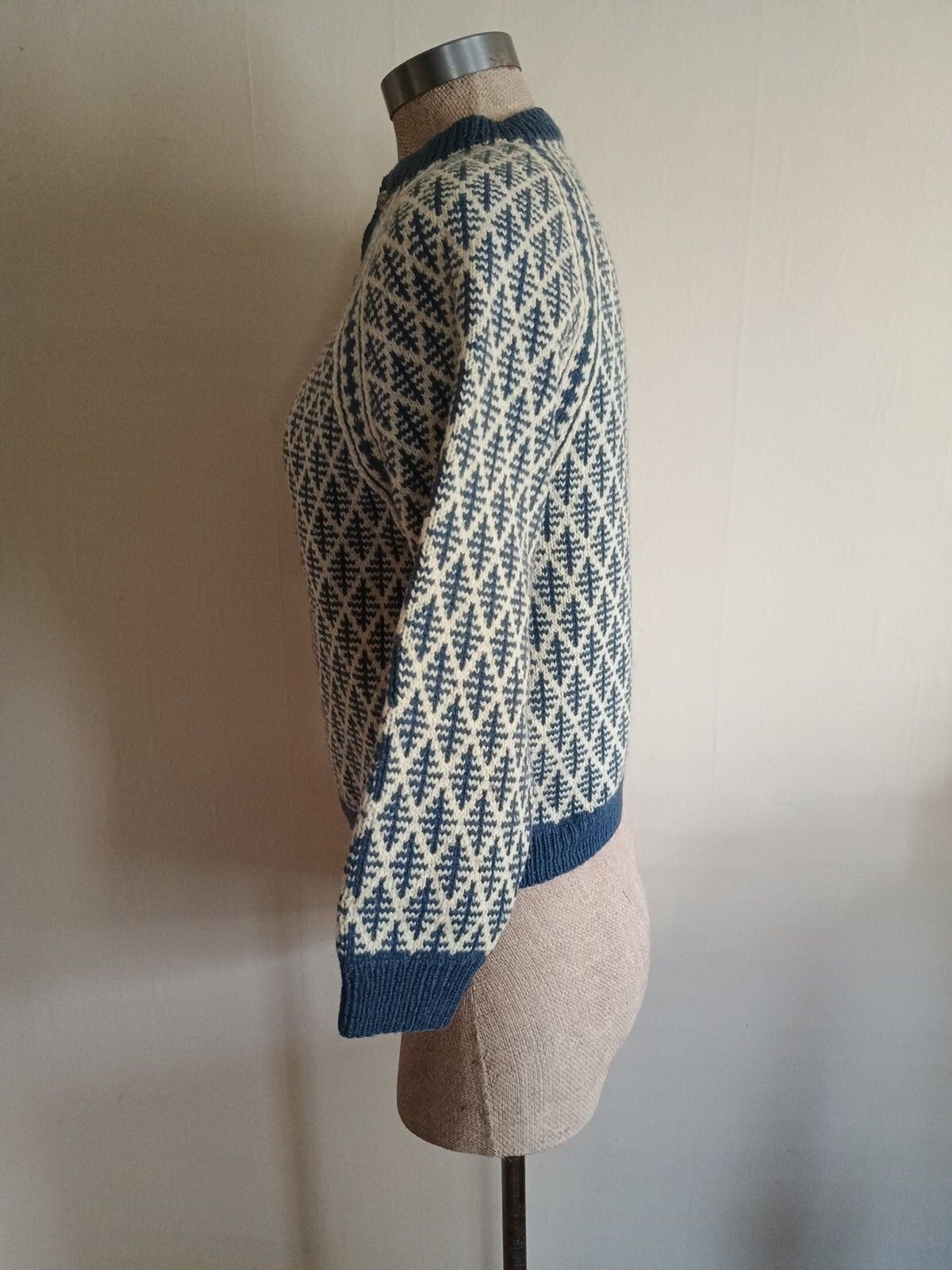 Vintage Denmark Hand Knit Wool Sweater Unisex Sz Sm-Med Blue/Cream