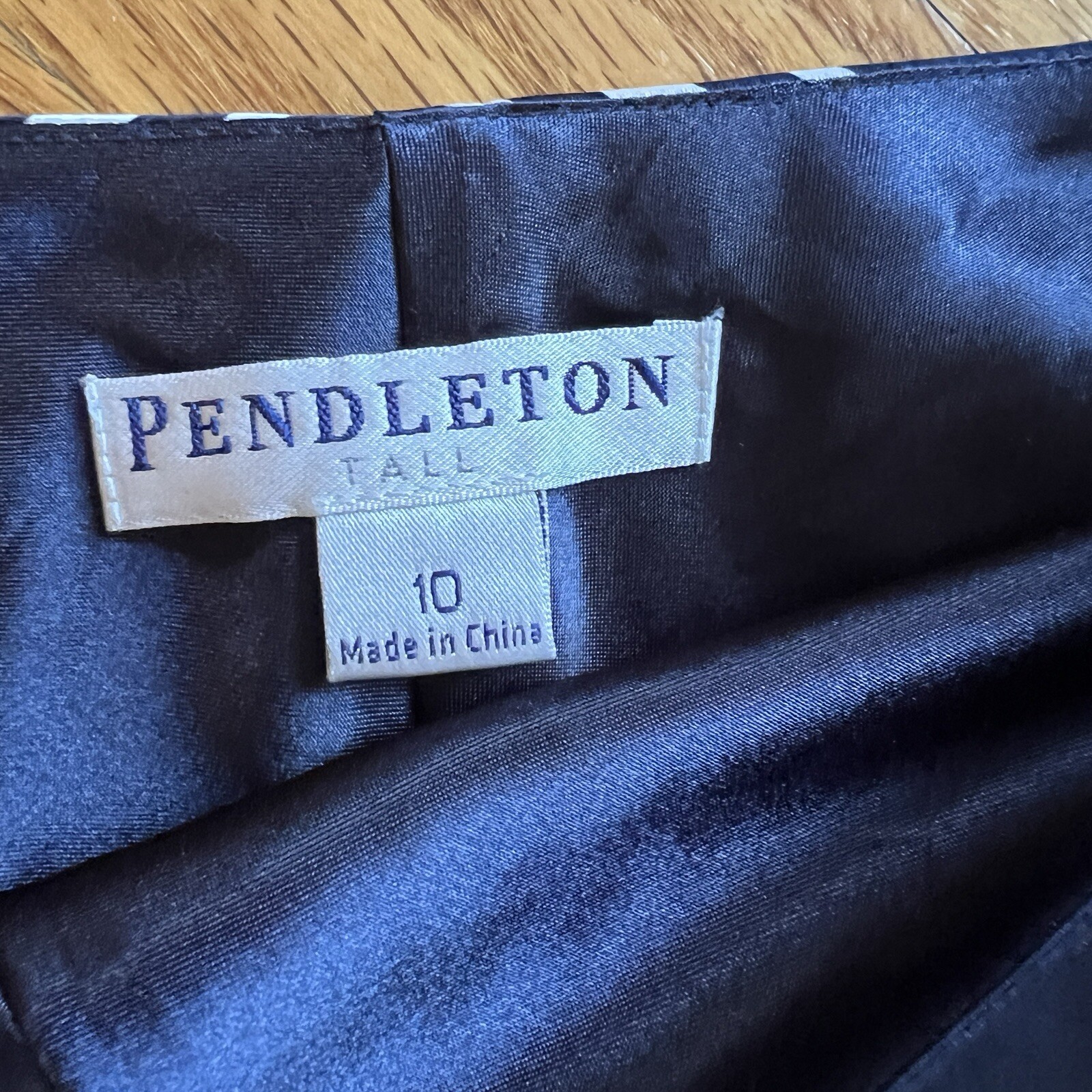 Pendleton Silk Chevron Stripe Pencil Skirt Size 10 Navy White Workwear