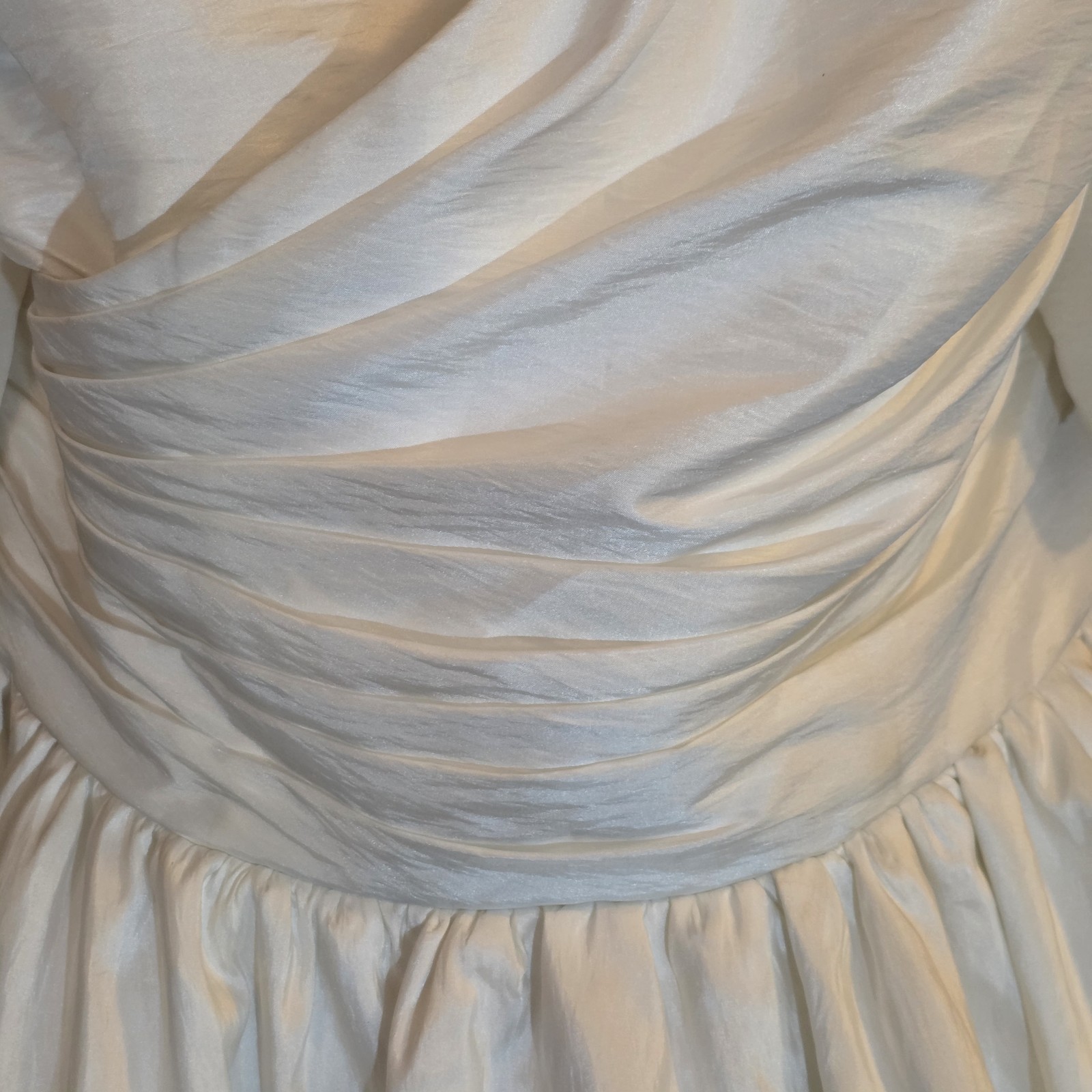 Dolly Couture Retro Full Skirted Wedding Gown Dress Bridal Vtg Inspired