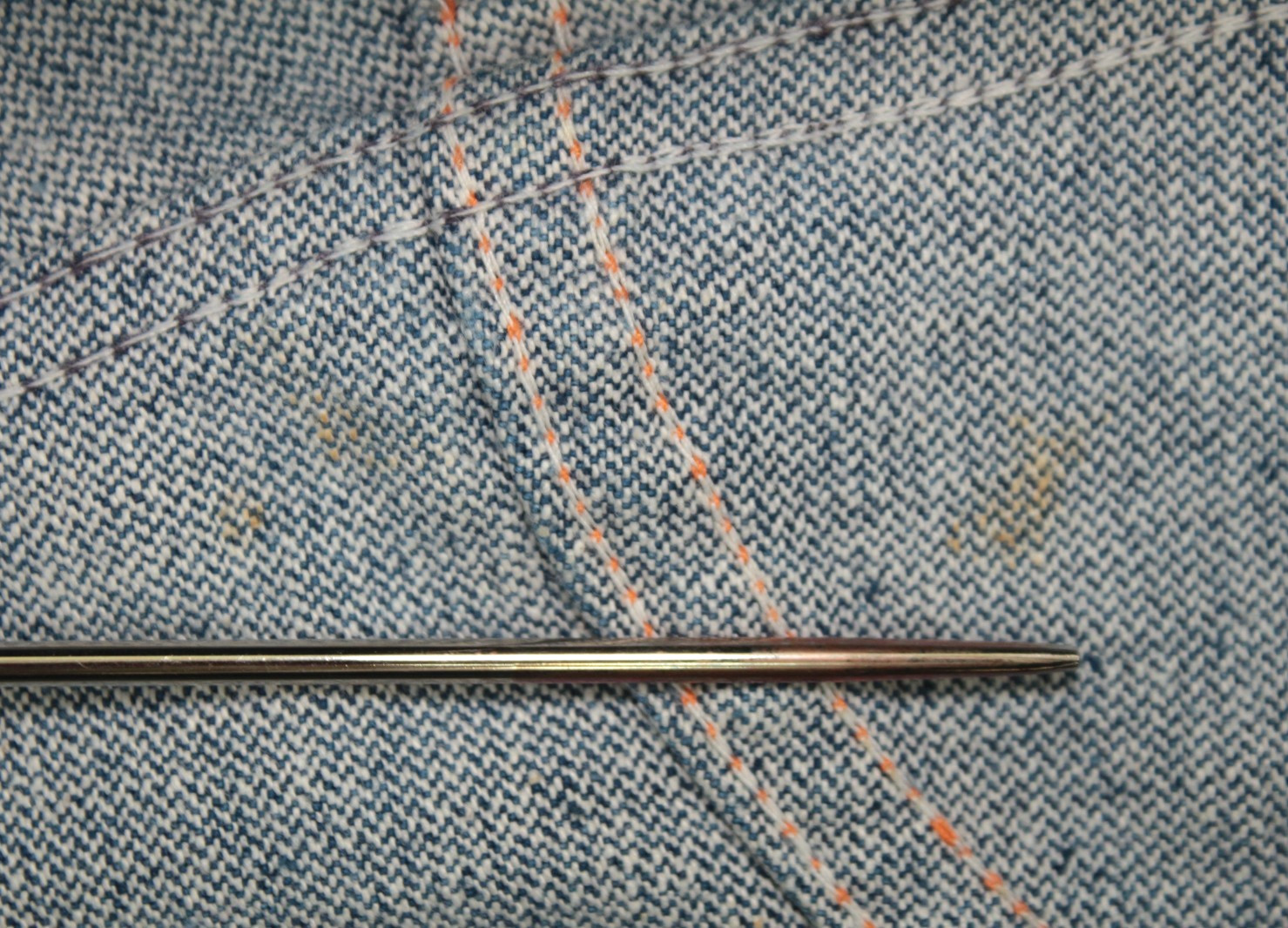 VTG Women&rsquo;s 70s Wrangler Denim Bell Bottom Jeans W/ Saddle Back Seams Sz 33&Prime;