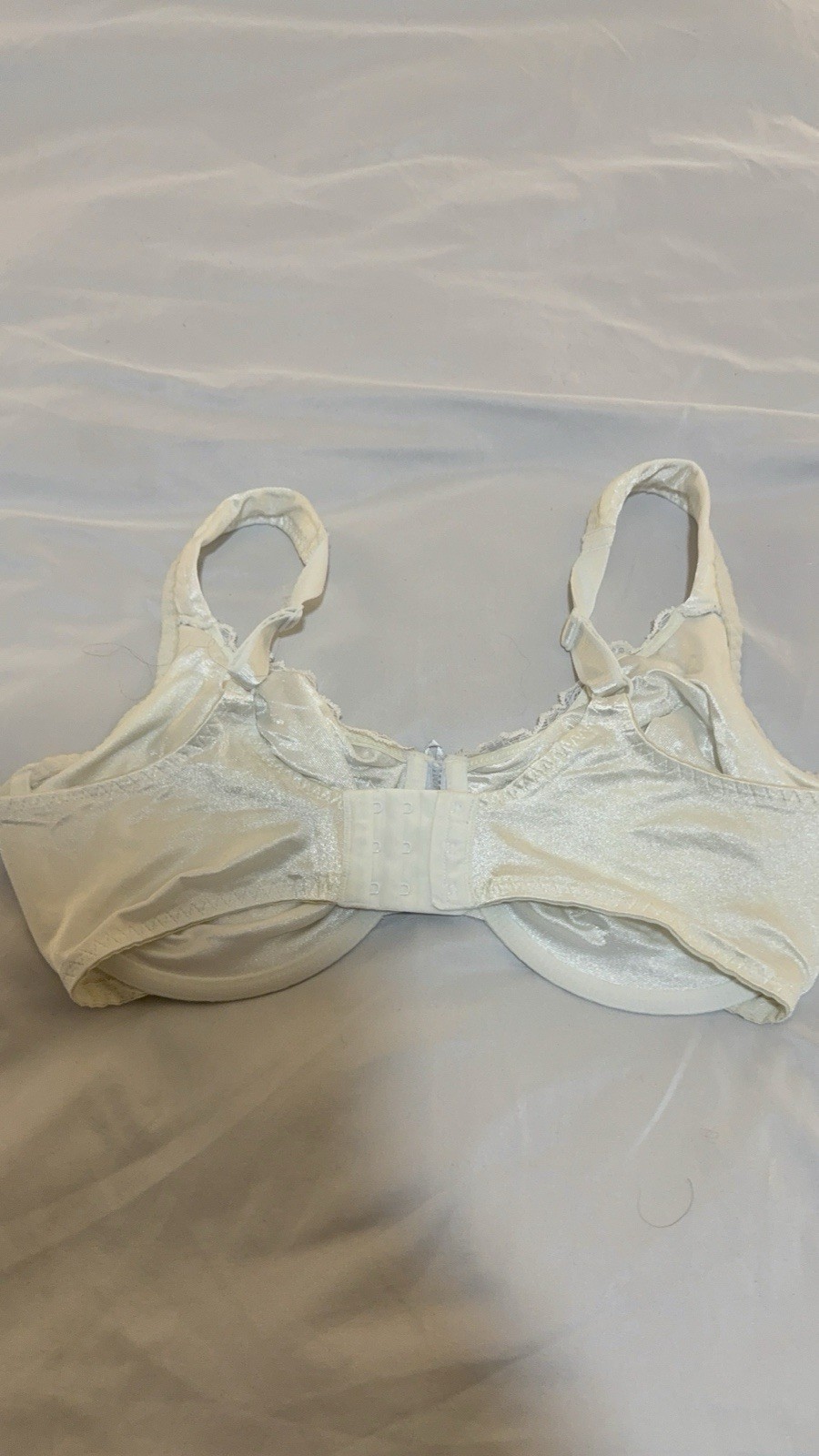 Vintage Curvation White Bra Size 38DD Unlined Underwire Lacy Luxuries 85