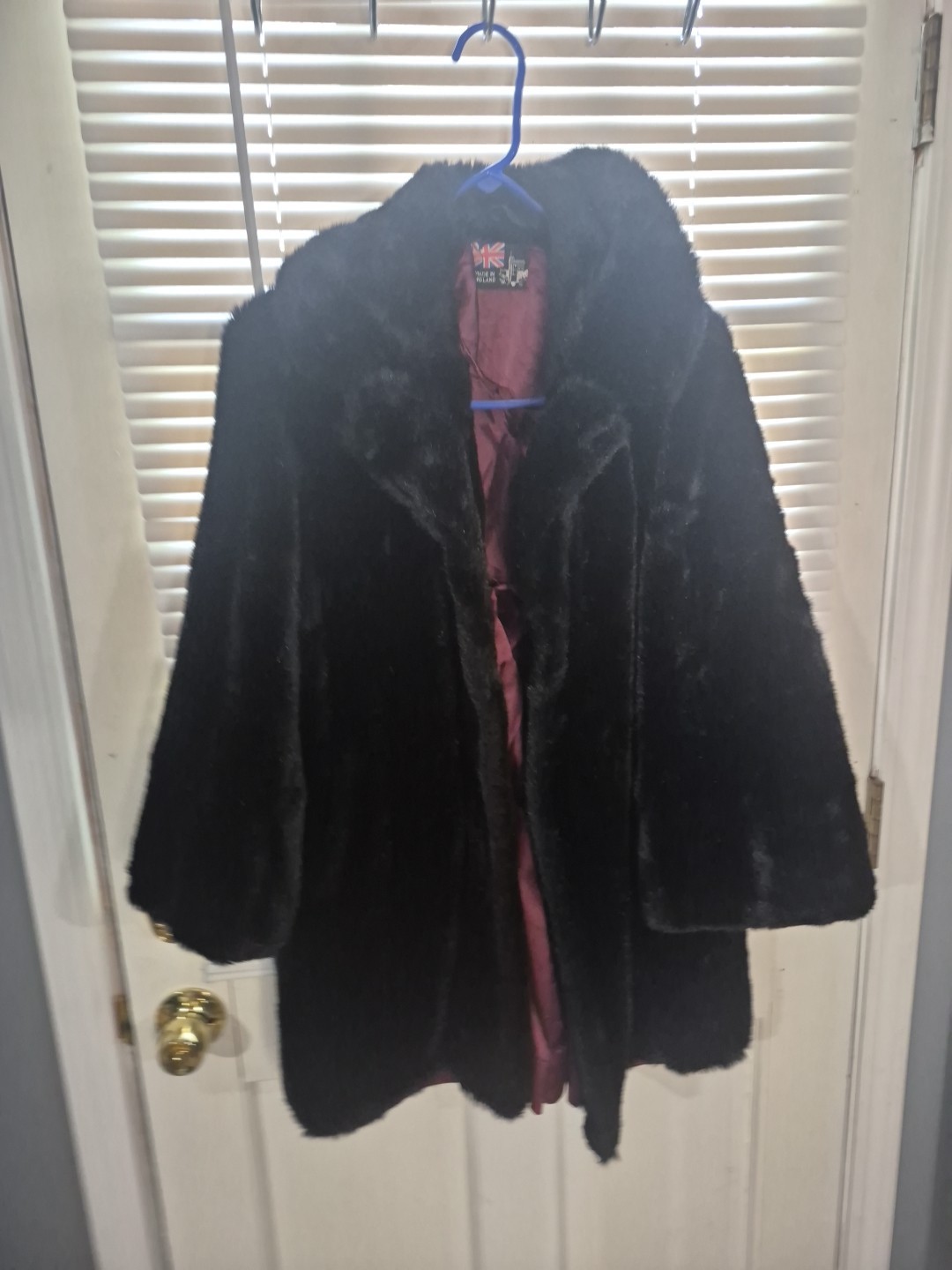 Vintage 1970&rsquo;s Black Simulated Fur Coat Jacket Made In ENGLAND SIZE M/L