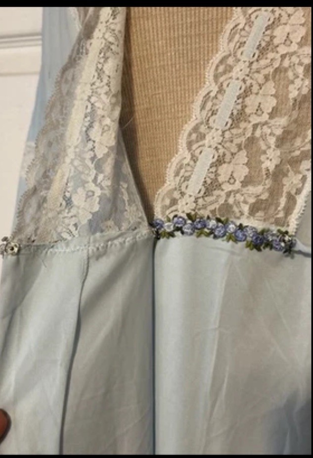 Vintage Dixie Belle Lingerie 70’s Baby Blue Satin Lace House Dress Gown Sexy NWT