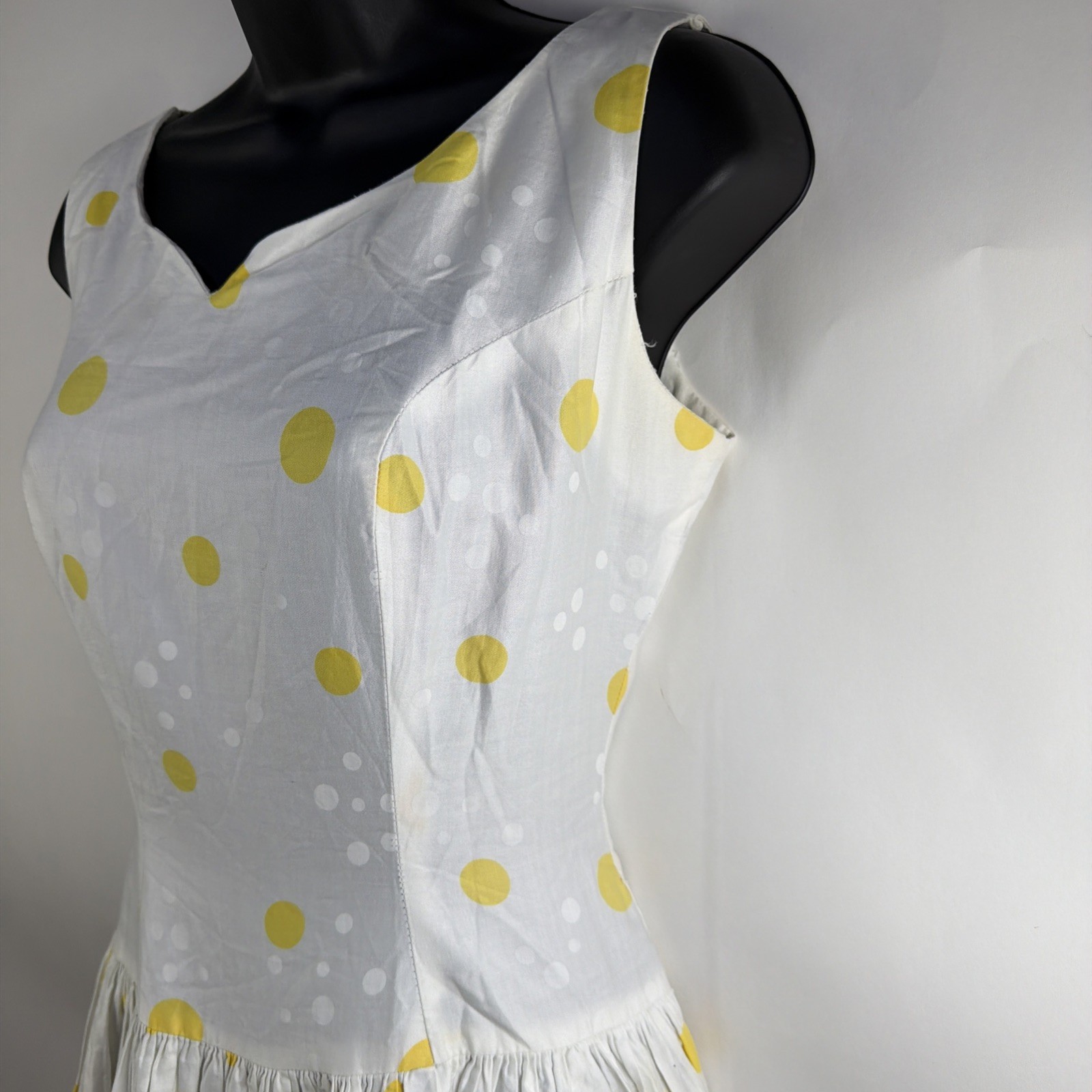 Vtg 50s Betty Barclay Fit and Flare Dress Yellow & White Polka Dot Poplin Small