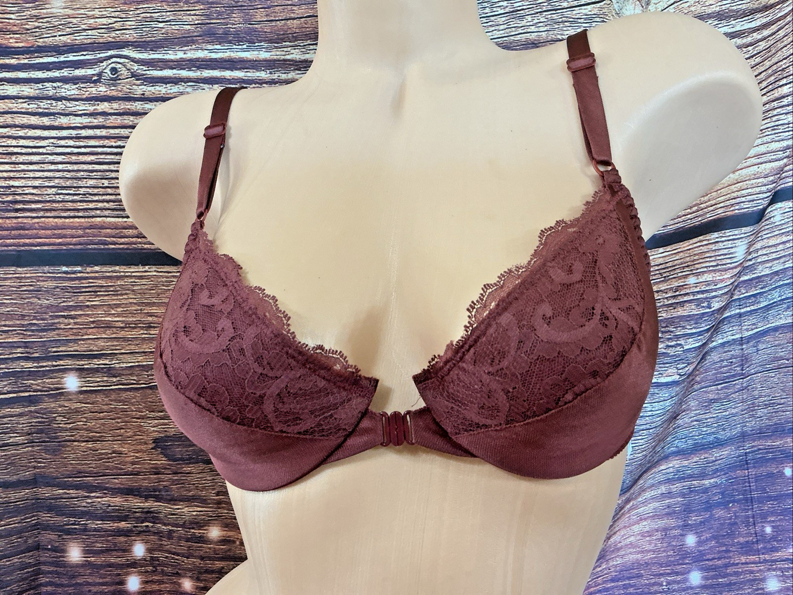 Vintage Maidenform Sweet Nothings Underwire Lace Front Closure Bra Wine 34C