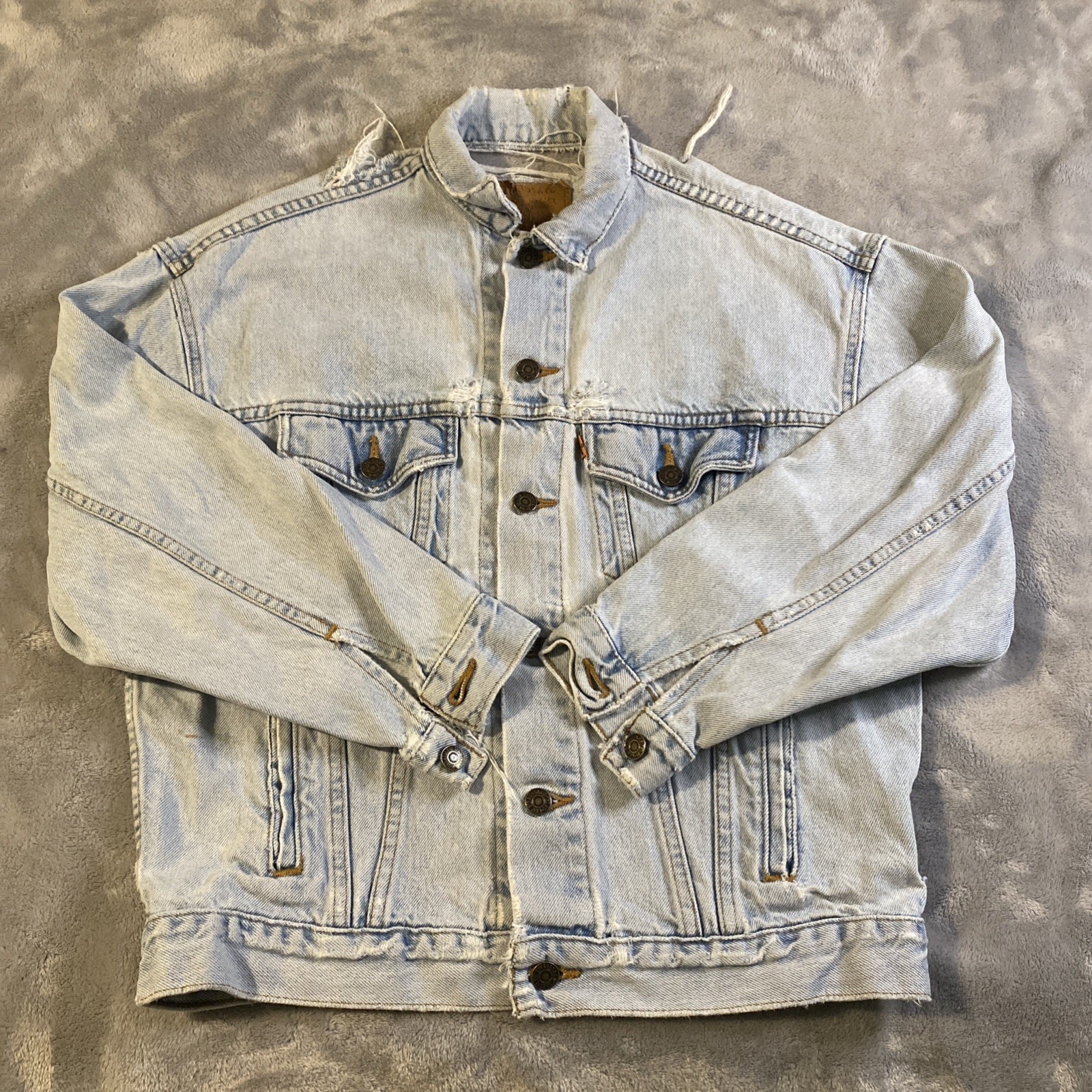 VTG Levis Orange Tab Trucker Jean Jacket 90’s Medium 12/14 Destroyed 57507 USA