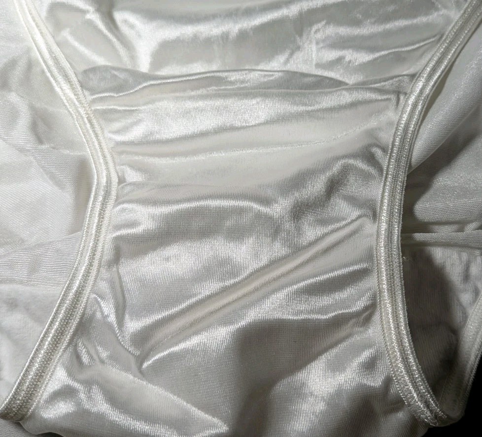 Vintage Cacique Second Skin Satin String Bikini Panties White 14/16