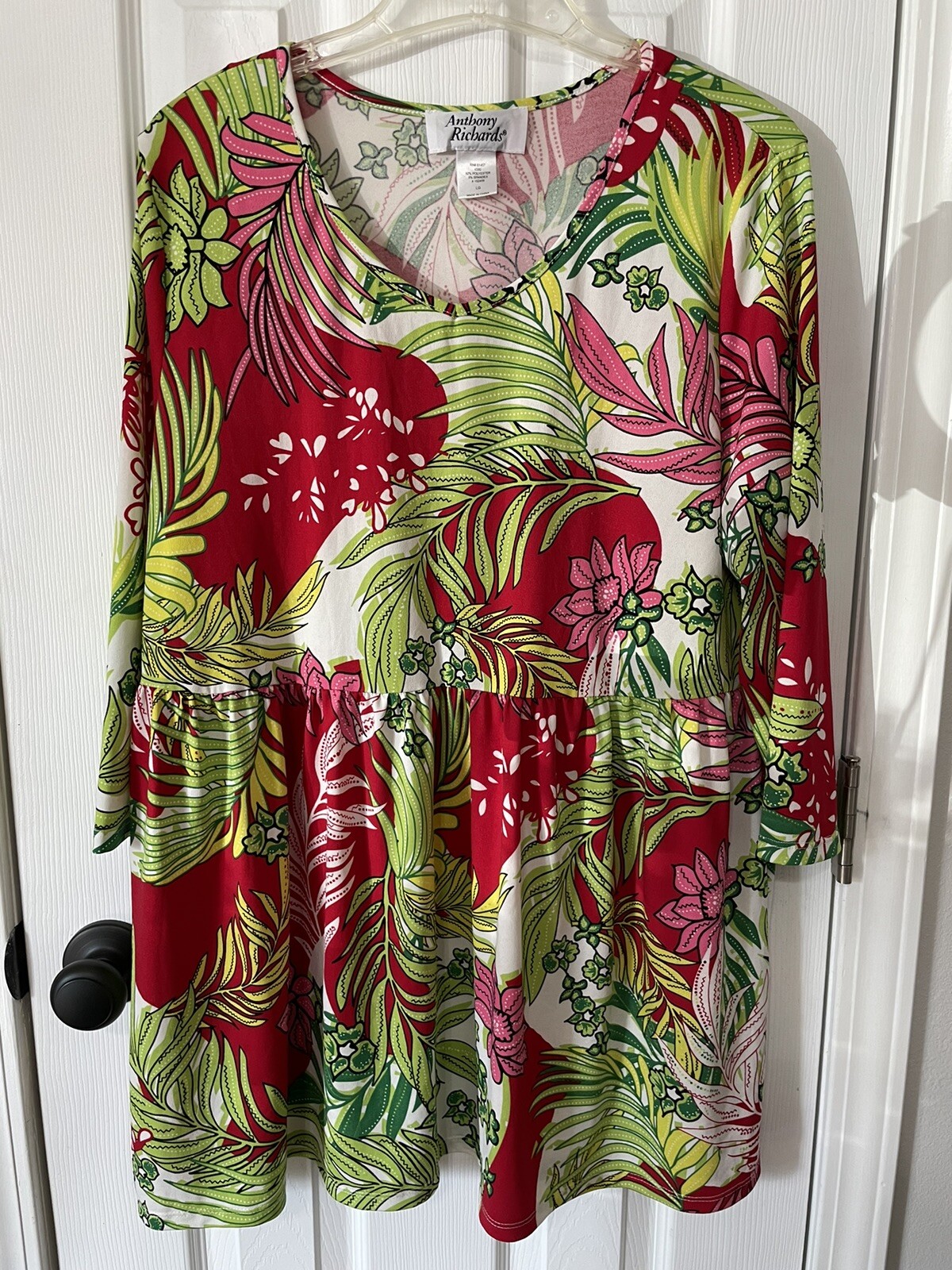 Women’s L Top Empire Waist Bold Colorful Red Pink Greens Tropical Eclectic
