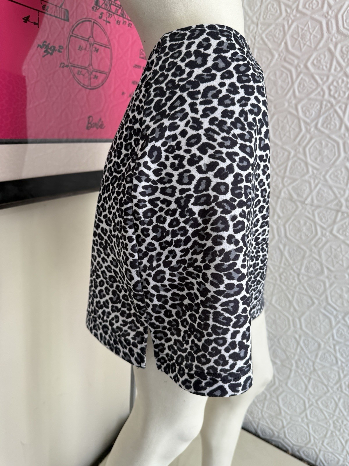 1990s black & white animal print mini skirt-vampy-vintage-USA made stretch-