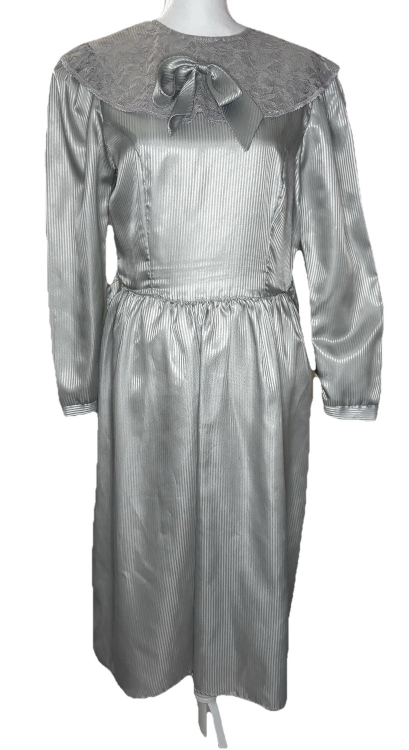 Vintage 70s Byer Too Silver Satin Prairie Dress Lace Collar Bow Cottagecore S