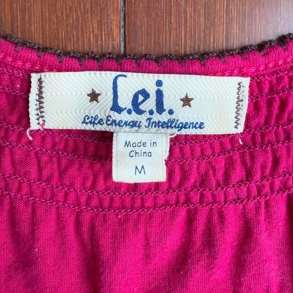 Vintage L.E.I. Fuschia Ruffle Tank