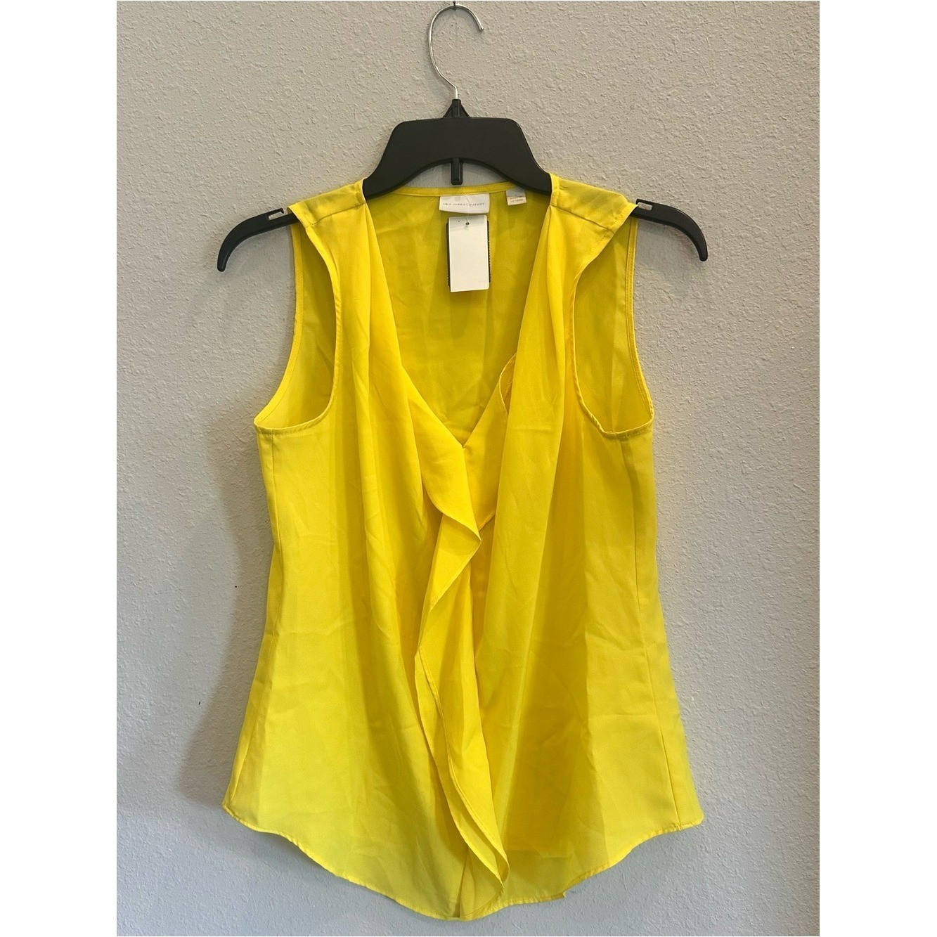 New York & Company Yellow Ruffle-Front V-Neck Sleeveless Camisole | Size Small