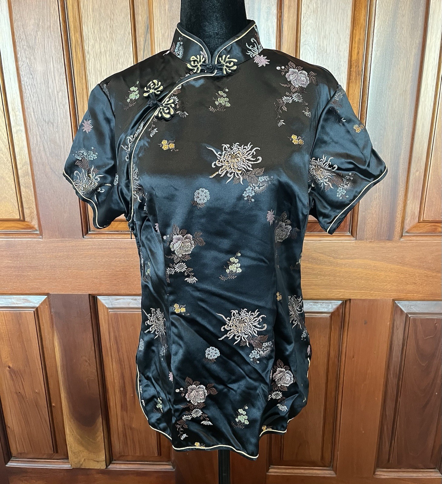 Vintage Peony Brand Brocade Cheongsam Qipao Black 38 M Frog Closure Shanghai