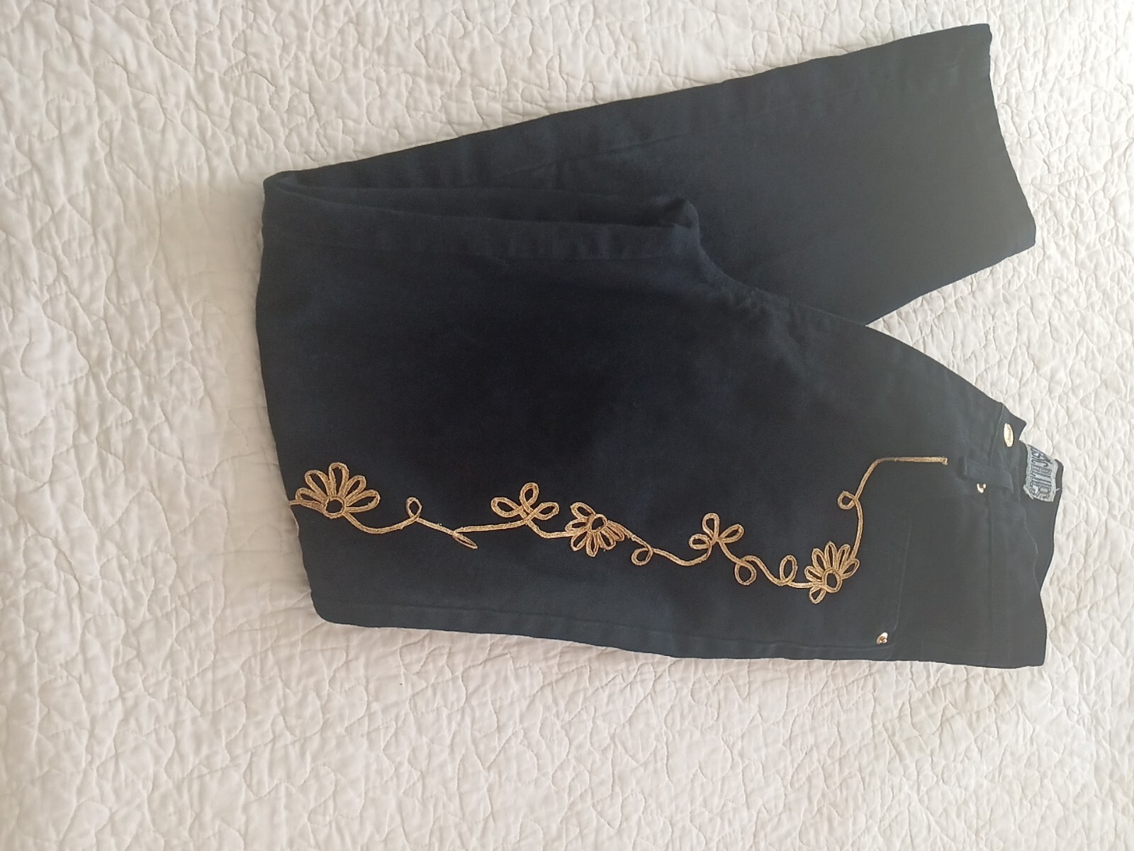 Sz 7 Vintage IOU Basic Blues Womens Black Denim High Waist Mom Jeans Gold Trim