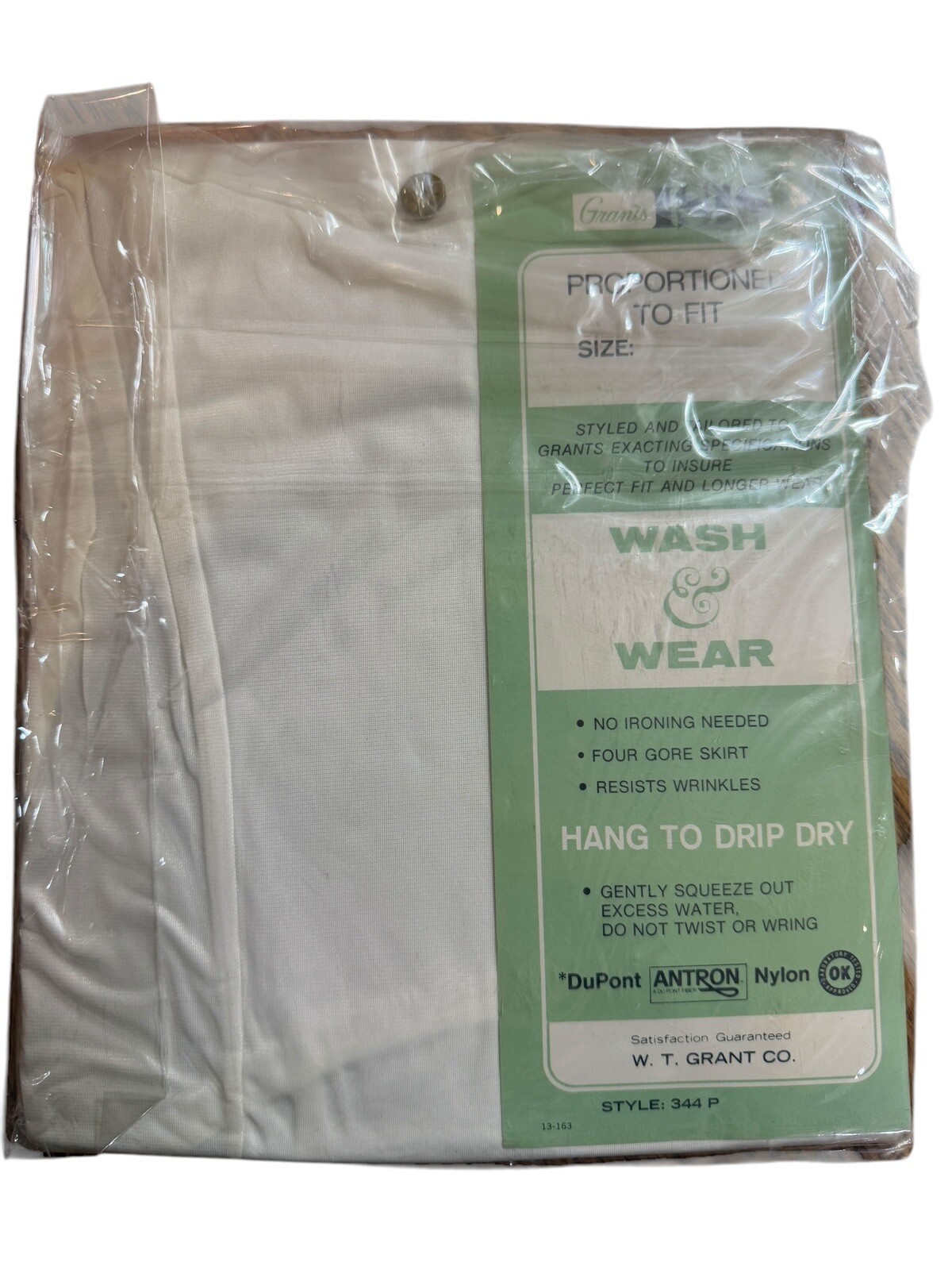 Vtg White Nylon Slip 34 Average NIP New In Pkg WT Grant Co. ISIS Brand Lace Trim