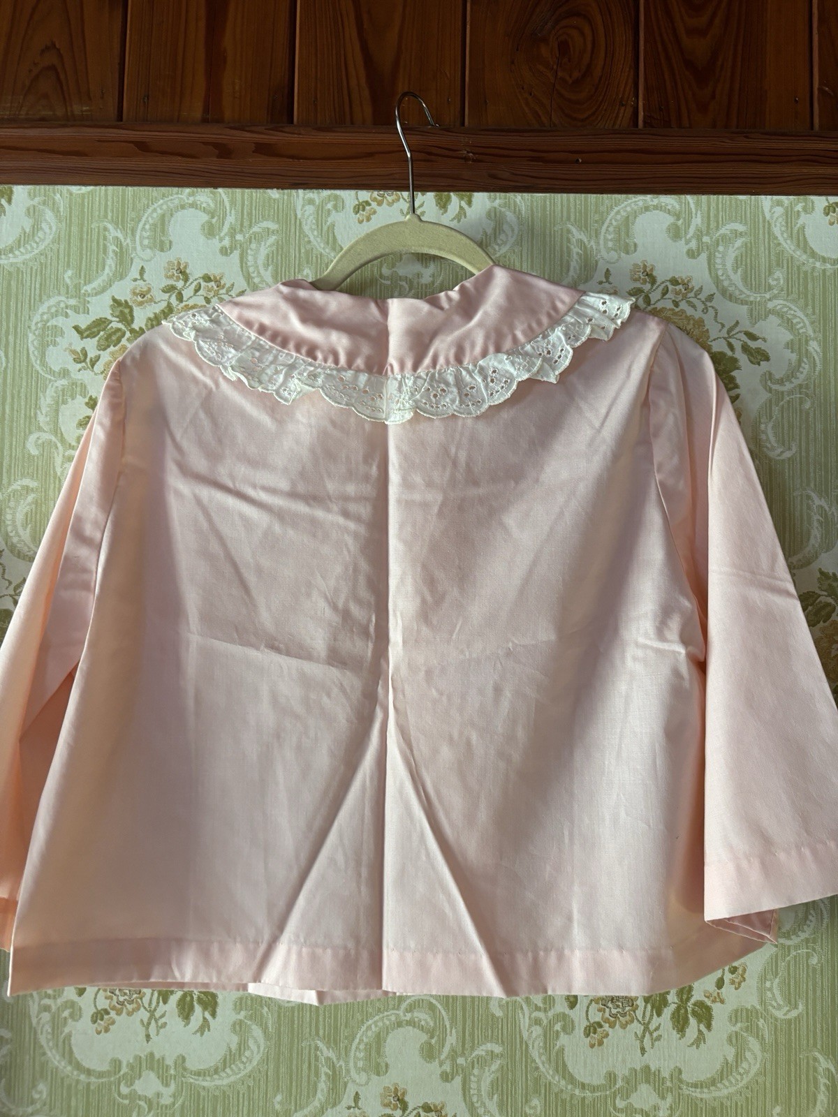 Lord & Taylor Vintage Pink White Lace Collar Regular Medium Women&rsquo;s Top