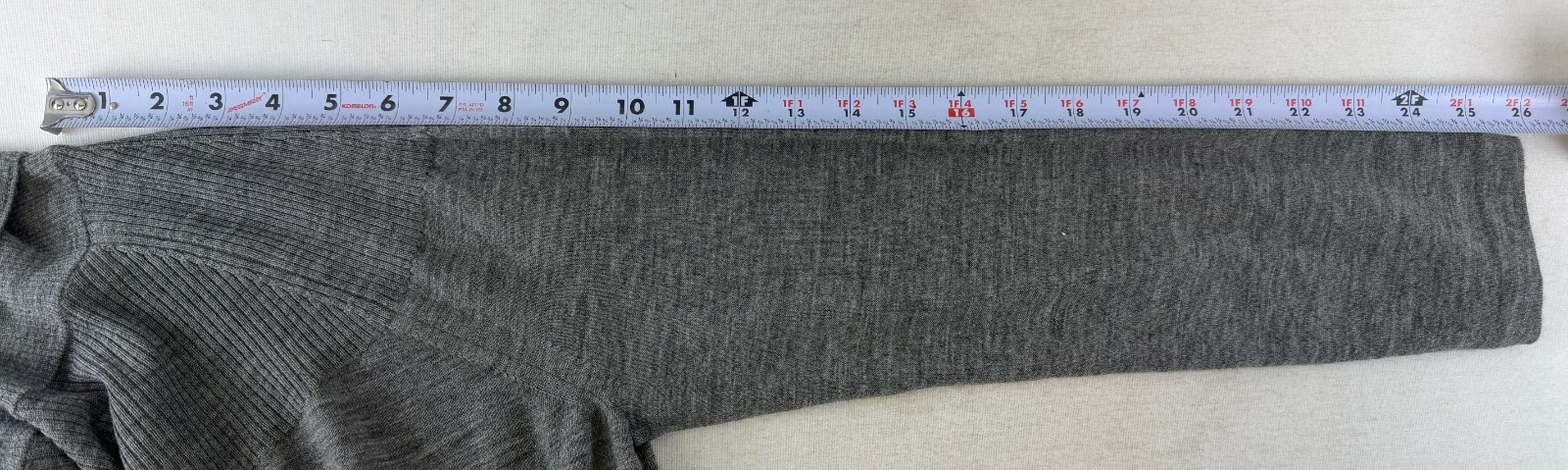 Vintage CELINE Wool Turtle Neck Long Sleeve Sweater Large 8 US Gray Chain Belted