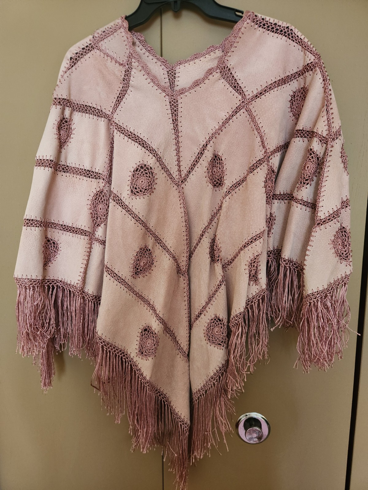 Vintage 60&rsquo;s 70&rsquo;s Suede Leather Cape Poncho Boho PINK
