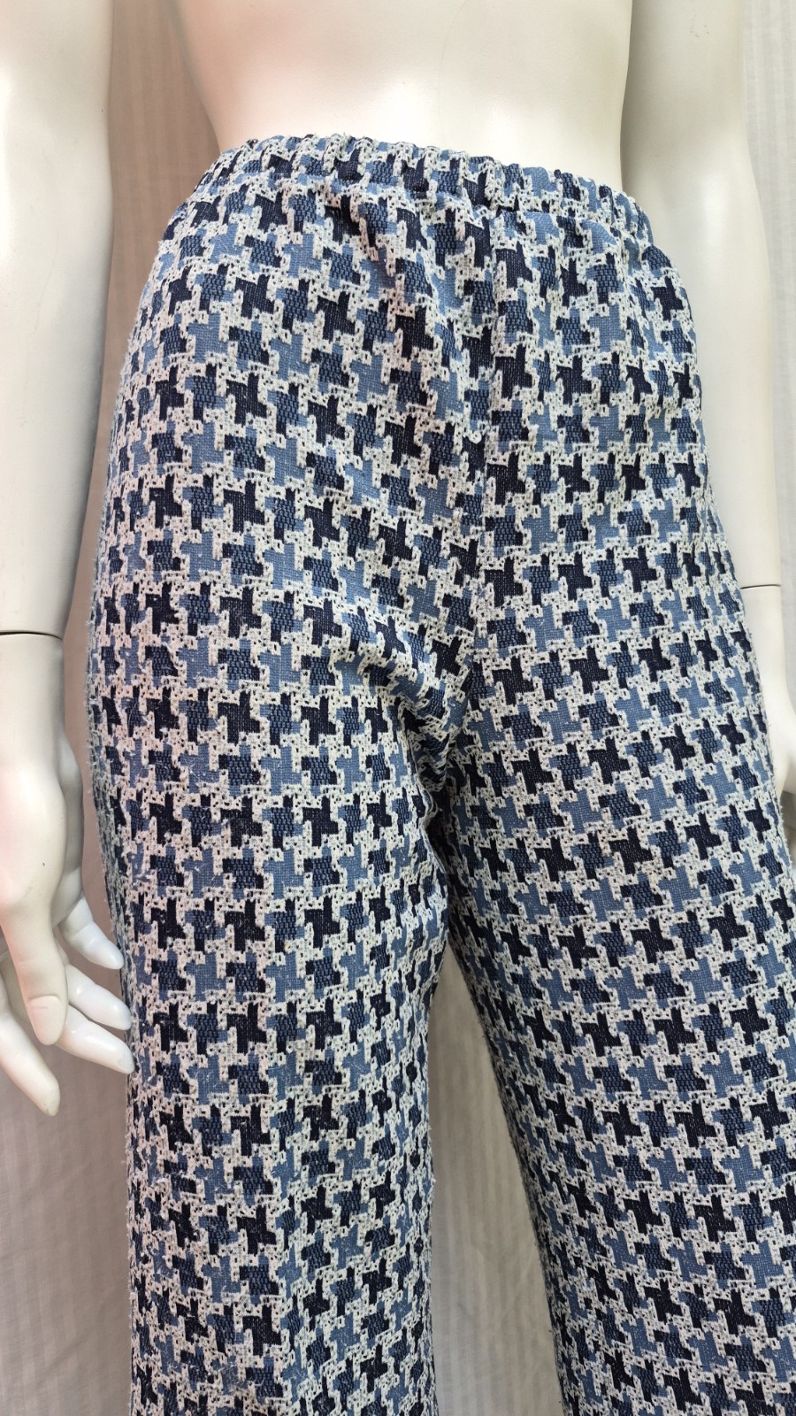 Vintage 60&rsquo;s SEARS Double Knit Blue Houndstooth Bell Bottoms Pants – Size M