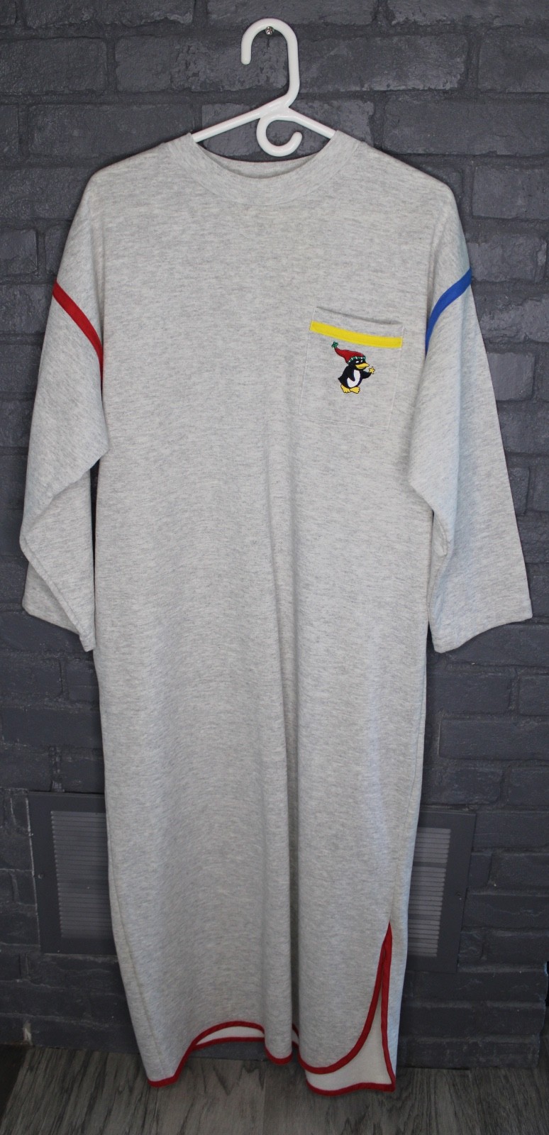 Vintage 1990s Avon long nightgown winter xmas penguin embroidered nightie