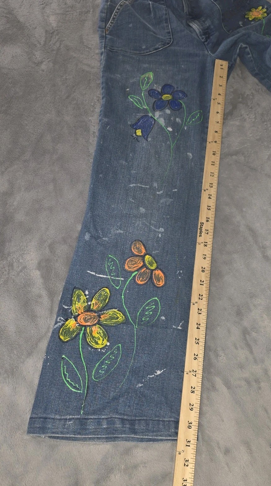 Vintage Levi’s 70s Orange Tab Pleated Front Painted Flowers Wide Leg 29W 31L