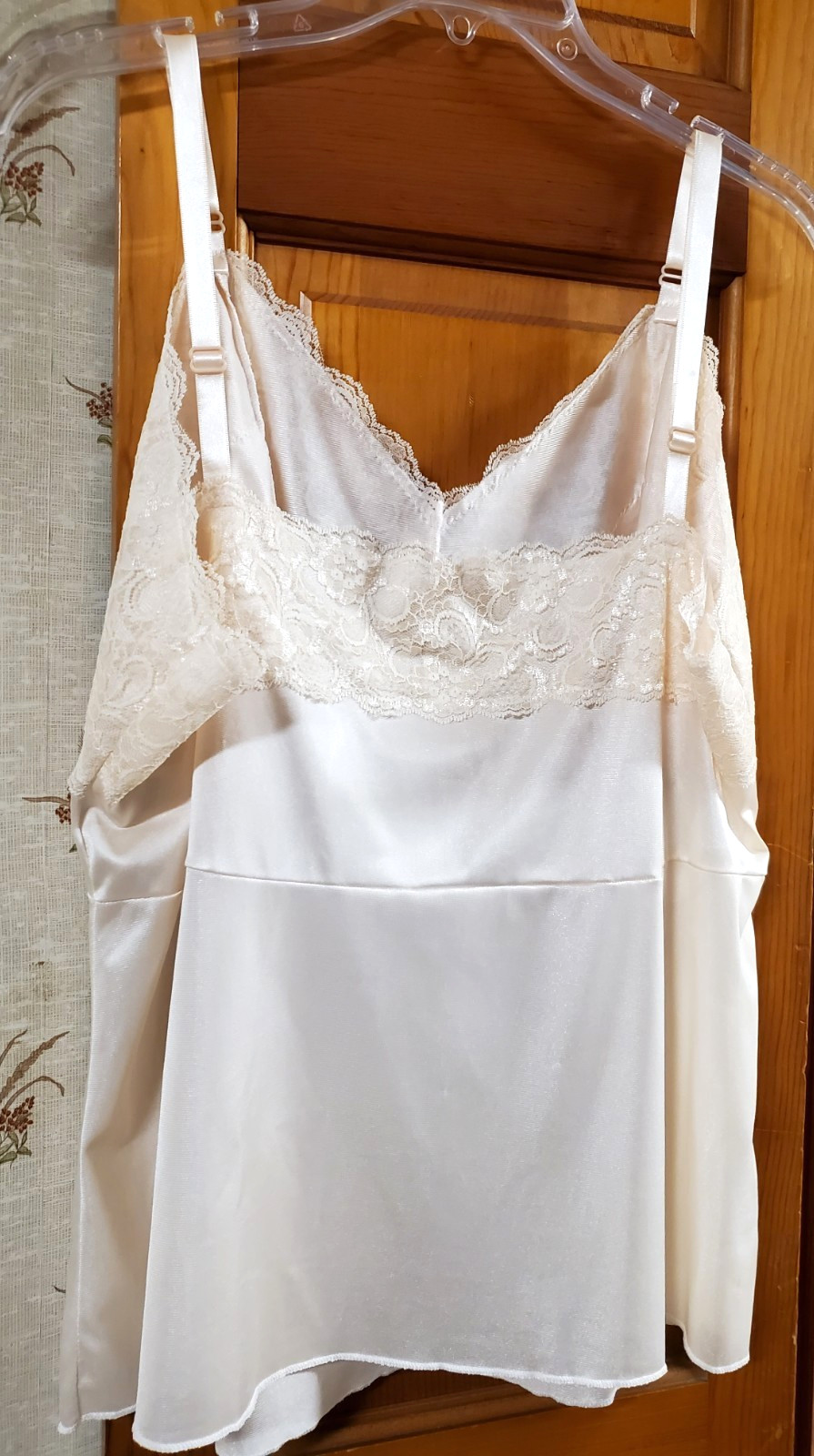 DIXIE BELLE Champagne Camisole Adj Straps Lace Trim – Size 42
