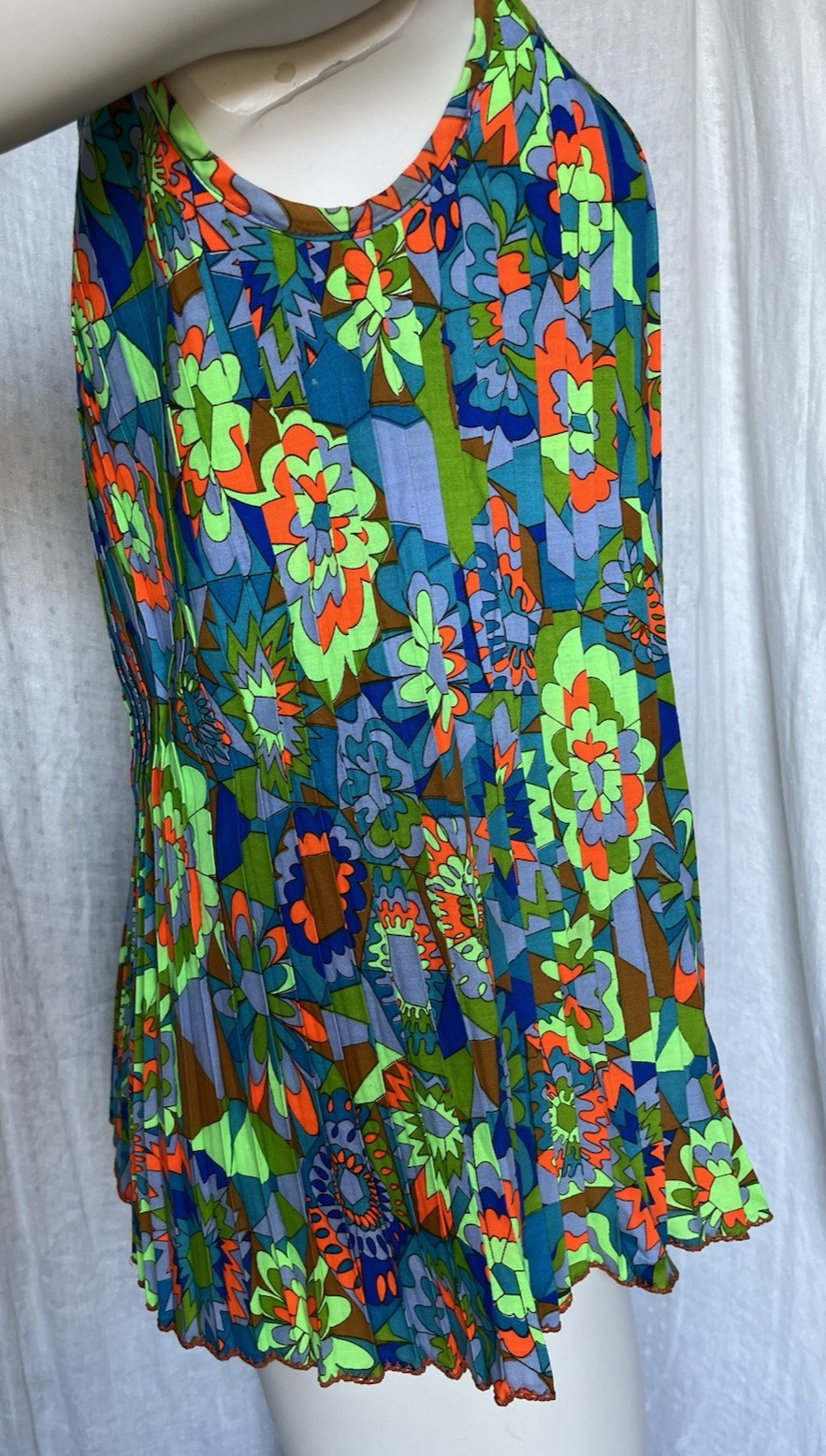 Vintage 60s Mod Go-Go Tank Top Blouse Pleats Retro Floral Summer Beach Resort S