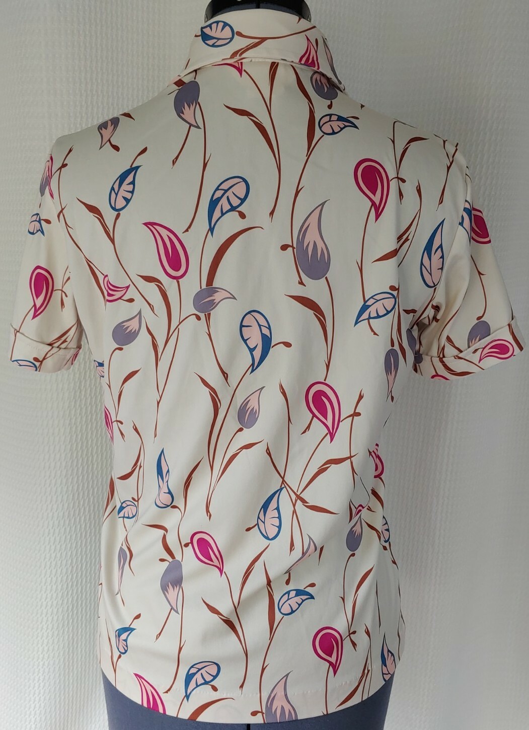 Vintage Sears Cream Button Down Top with Pink/Grey/Peach/Brown Florals Size 12