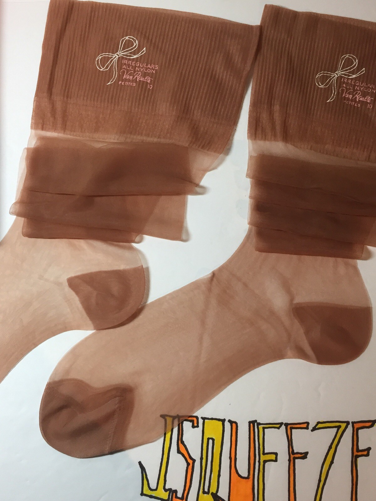 Flat Knit RHT Beige Van Raalte Size 10” Petite Vintage 1950s 6 Pairs 15 DENIER