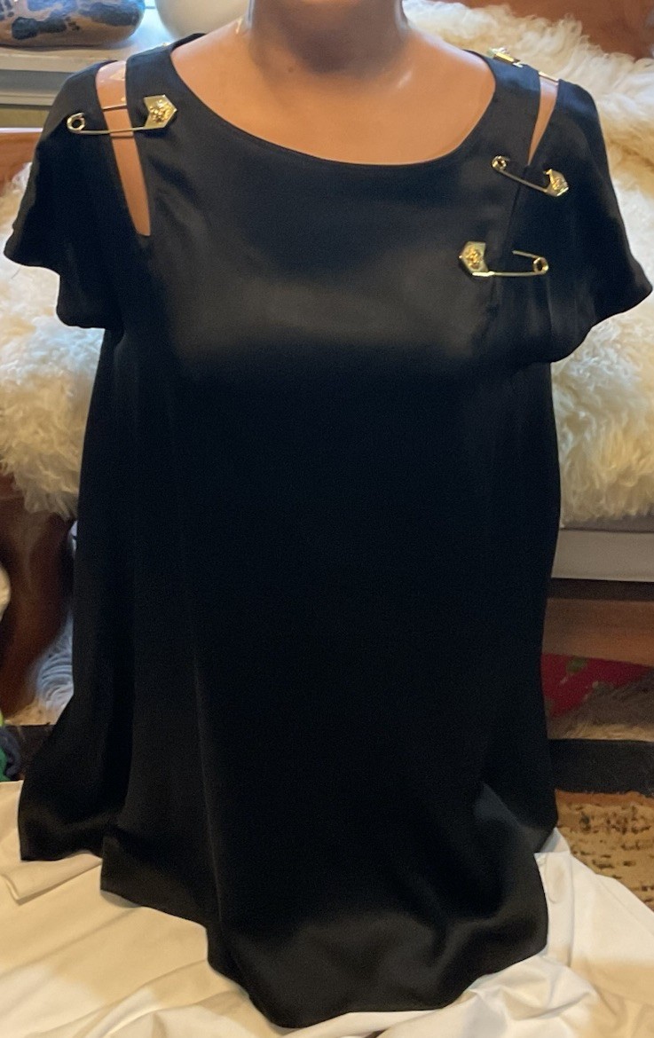 Vintage 80’s Giovanni Versace Versus Little Black six Lion Head Pin Italy Dress