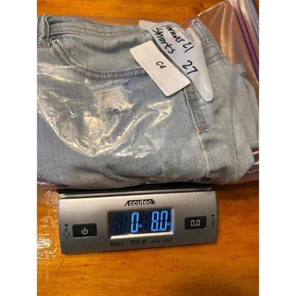 Forever 21 Distressed Denim Shorts Light Wash Cuffed Size 27 Y2K Indie Sleaze