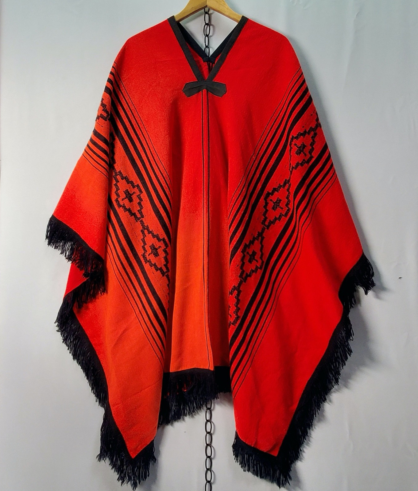 Vintage Men&rsquo;s Large Red Wool Argentine Gaucho Poncho w/Black Fringe 47&Prime;