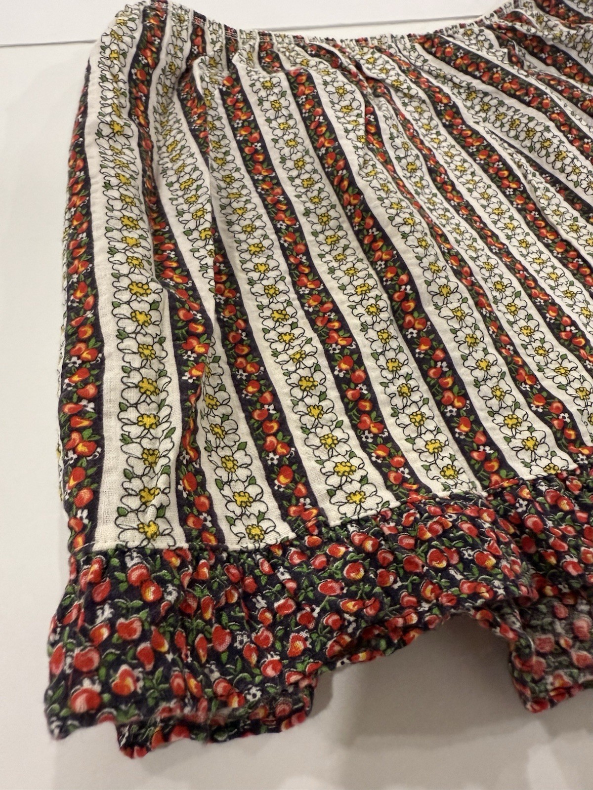 Vintage Medium Komar Cotton Ruffle Sleep Shorts USA – 70s Rare Cottagecore